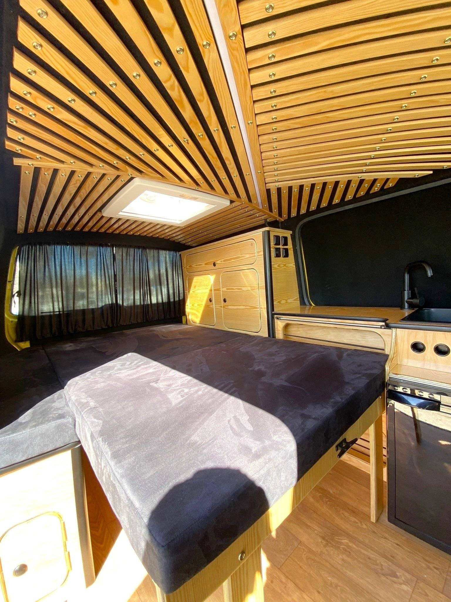 Volkswagen T5 2,0 l 102 ch