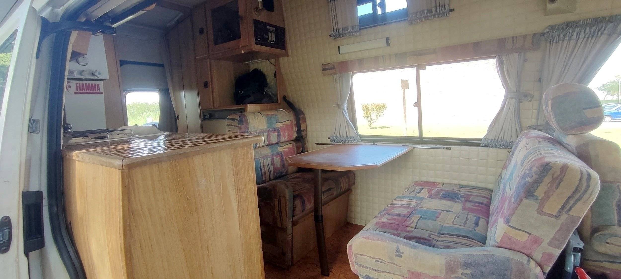 Essecke Ford Transit 2,5 - Yescapa