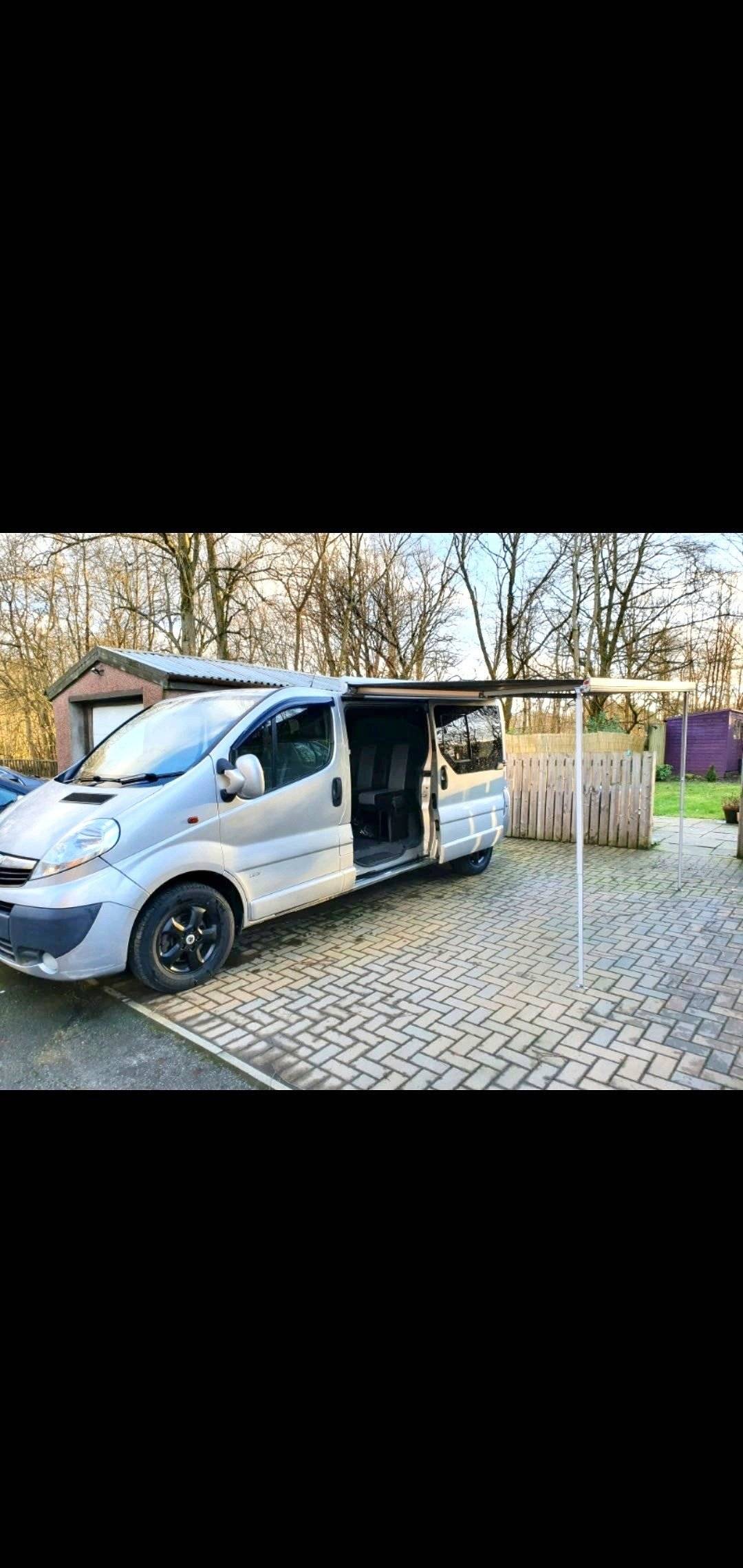 Location Campervan Musselburgh Opel Vivaro 2.0 115cv 16v 57110 Yescapa