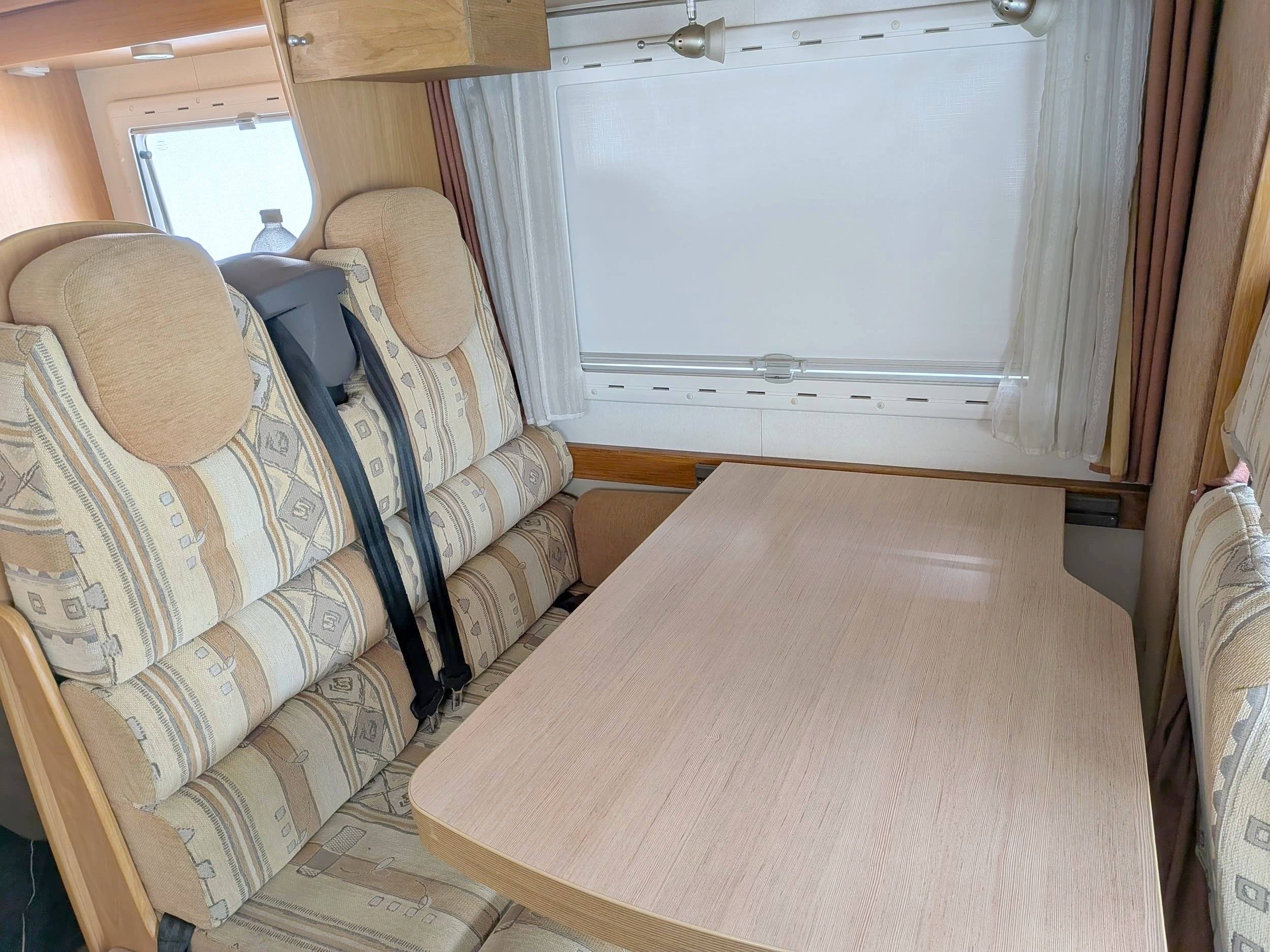 Comedor Fiat Ducato 2,8 l 115 ch/Al-Ko - Yescapa