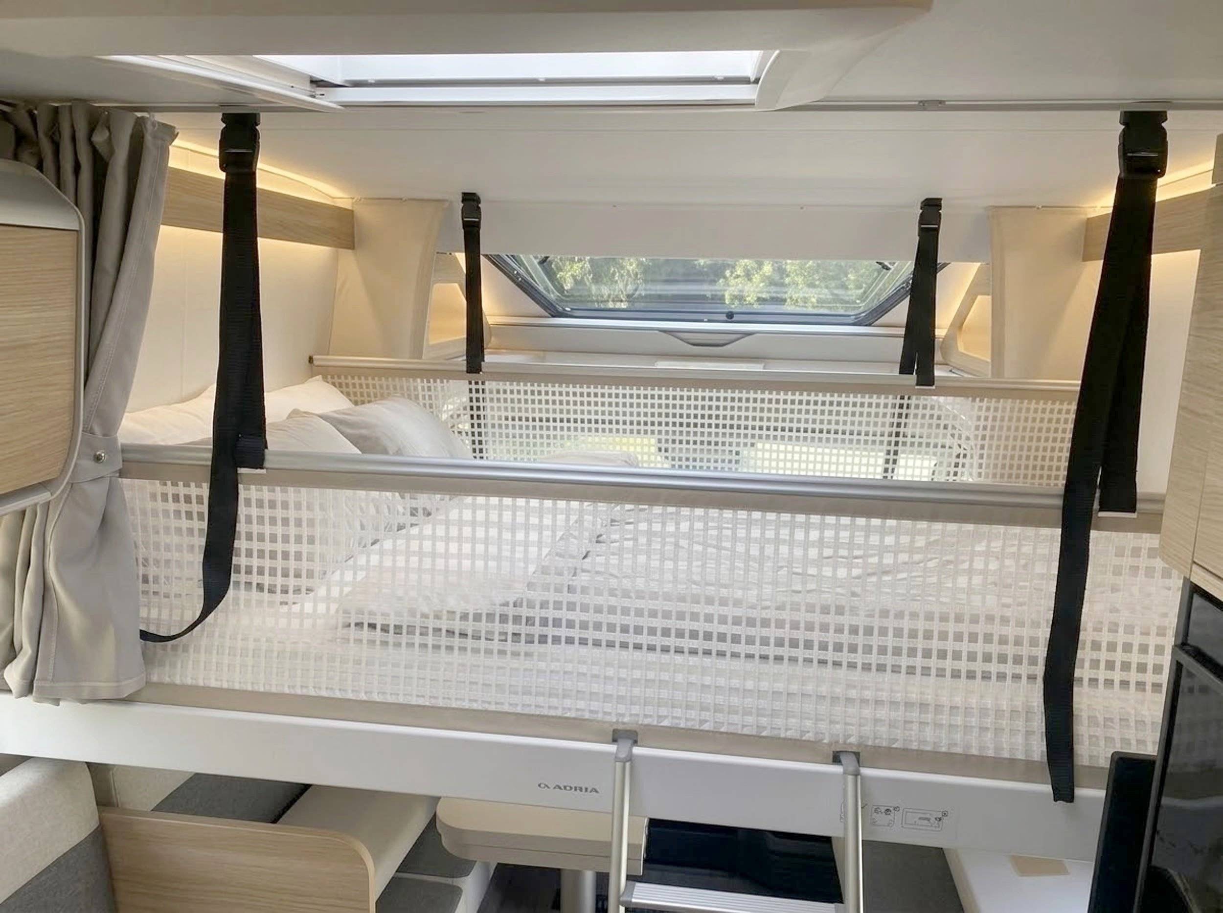 Adria Matrix 650 DL 60Y