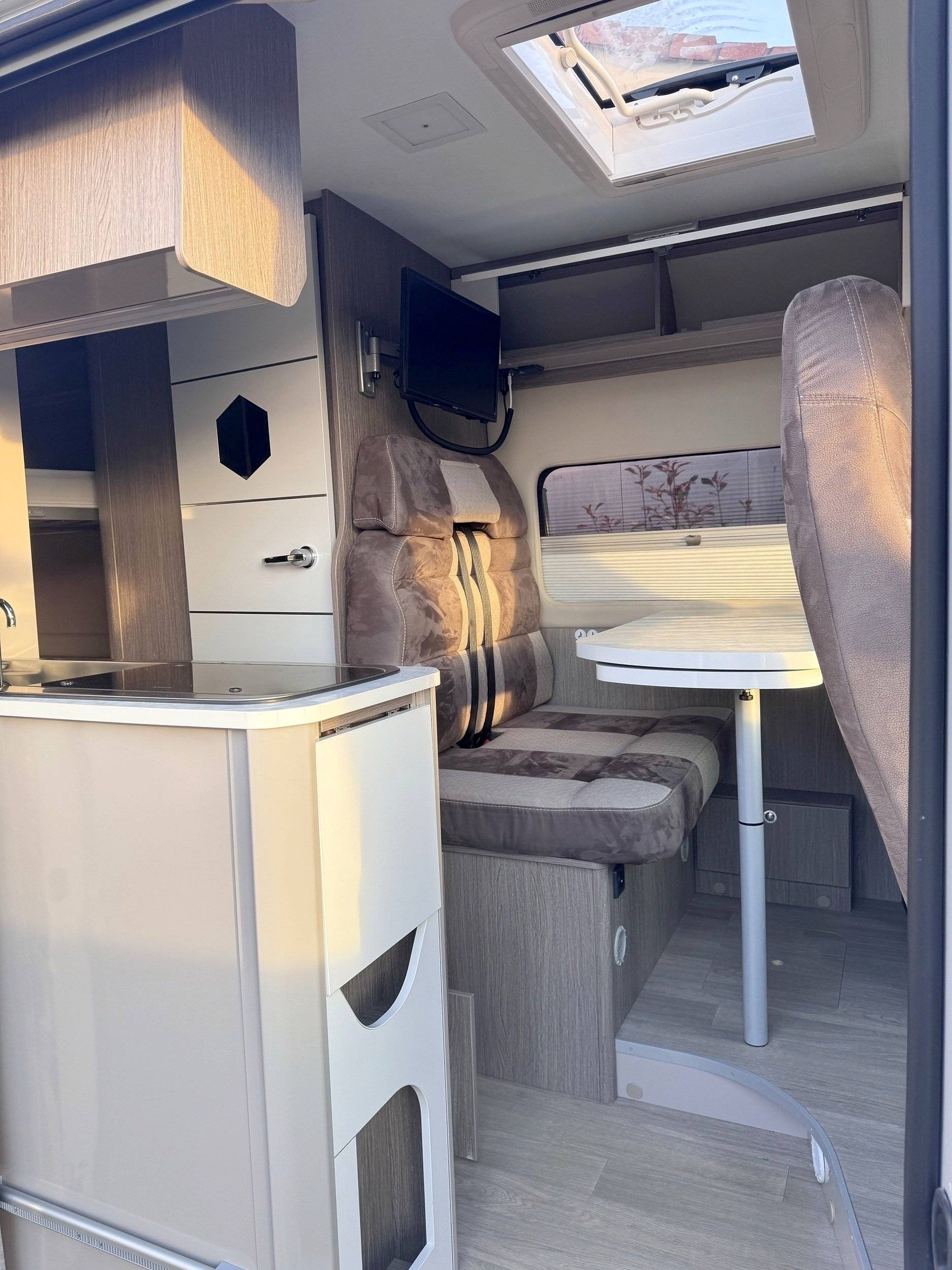 Challenger 02 Max Prestige