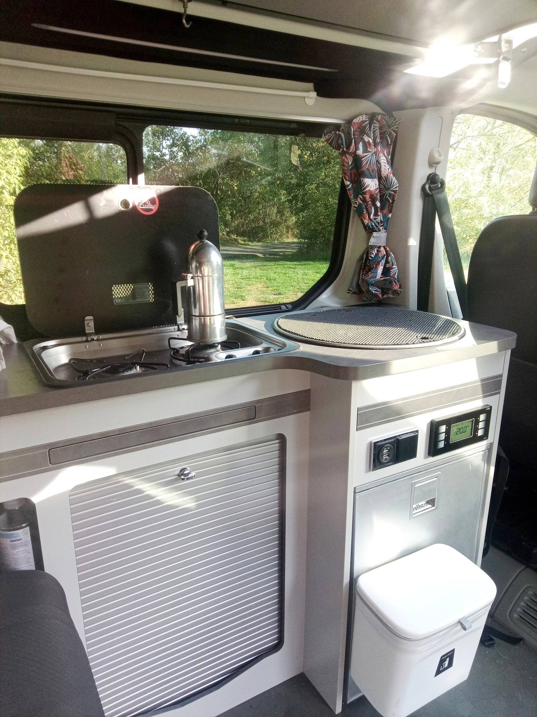 Hanroad RENAULT TRAFIC III 1.6 ENERGY DCI 145 TWIN TURBO EU6 L1H1 2.7T