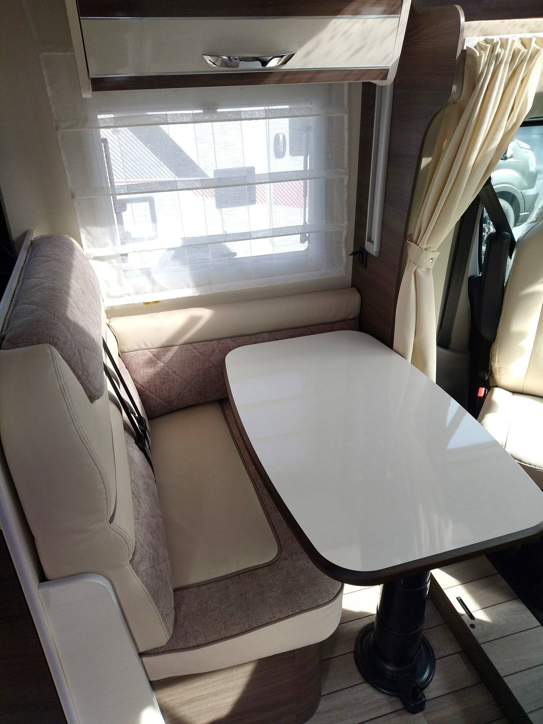 Comedor Renault Master 2,3 l 165 ch - Yescapa