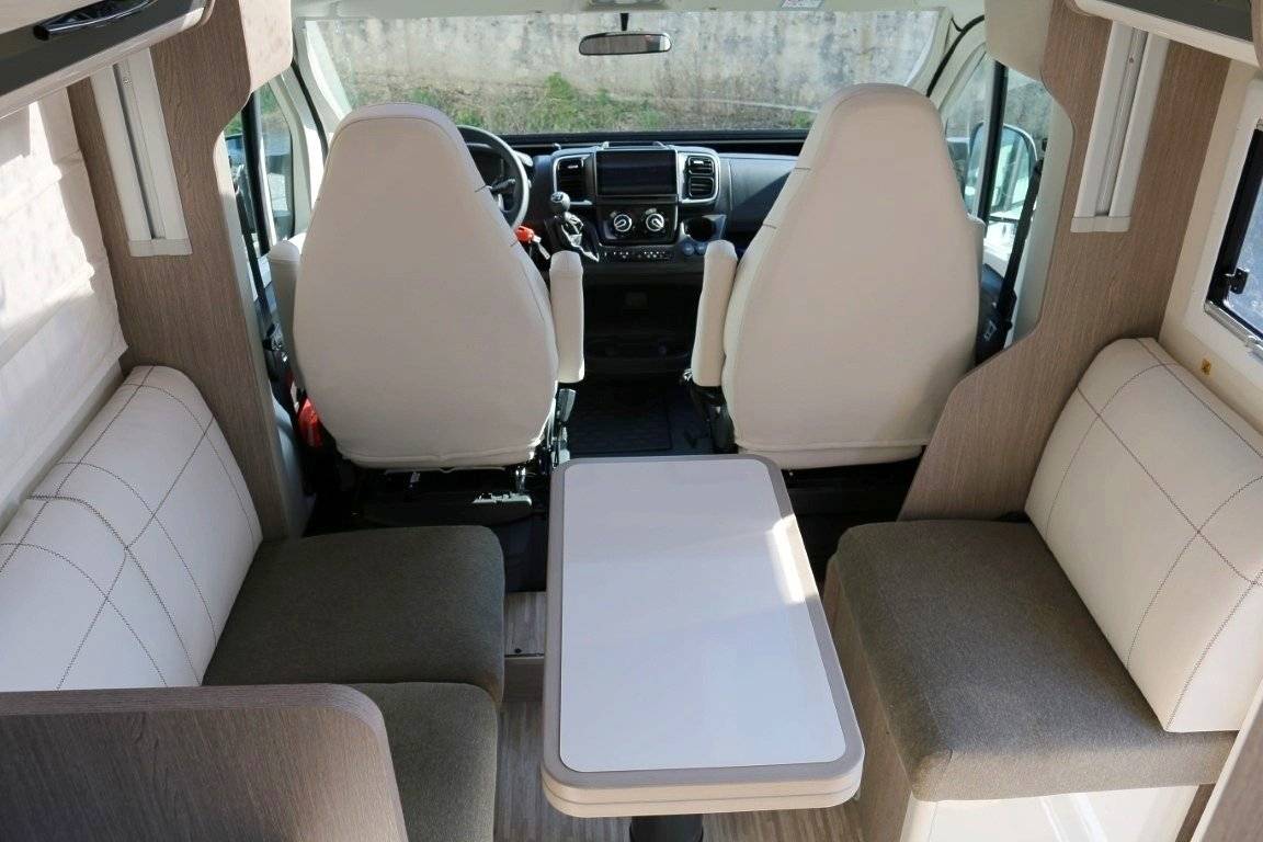Menjador Fiat FIAT DUCATO - Yescapa