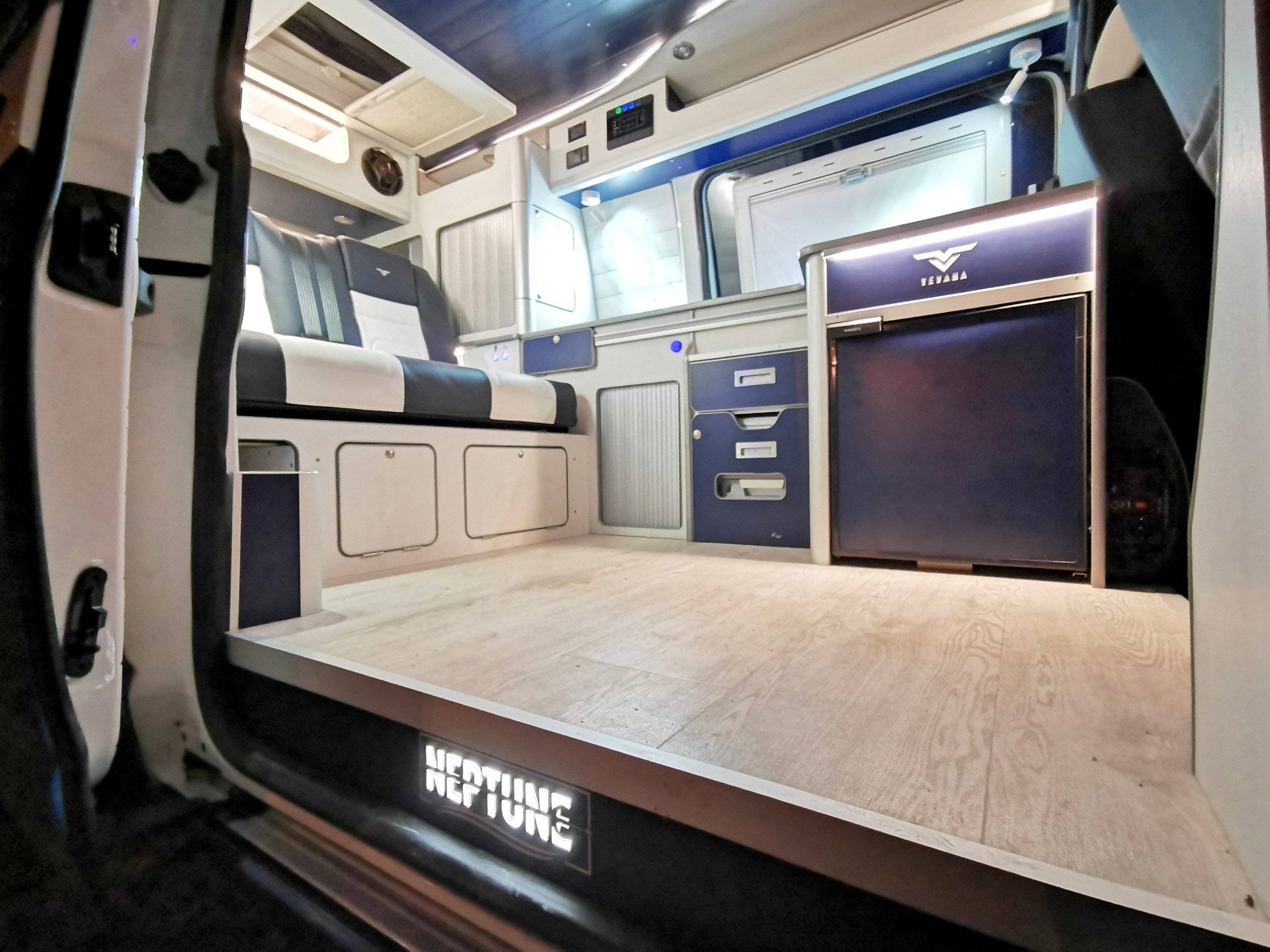 VW T5 Neptune by Yevana 