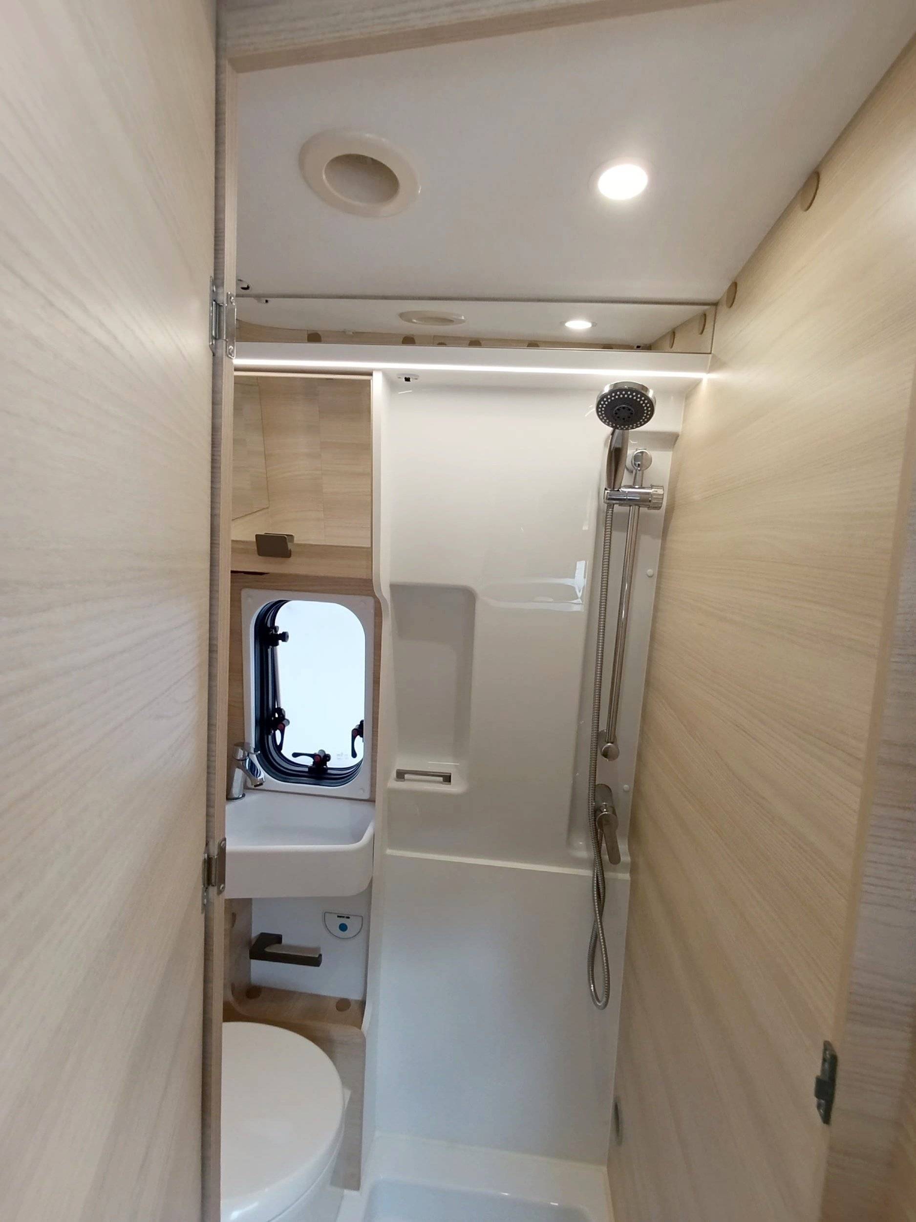 Chausson V594 Max