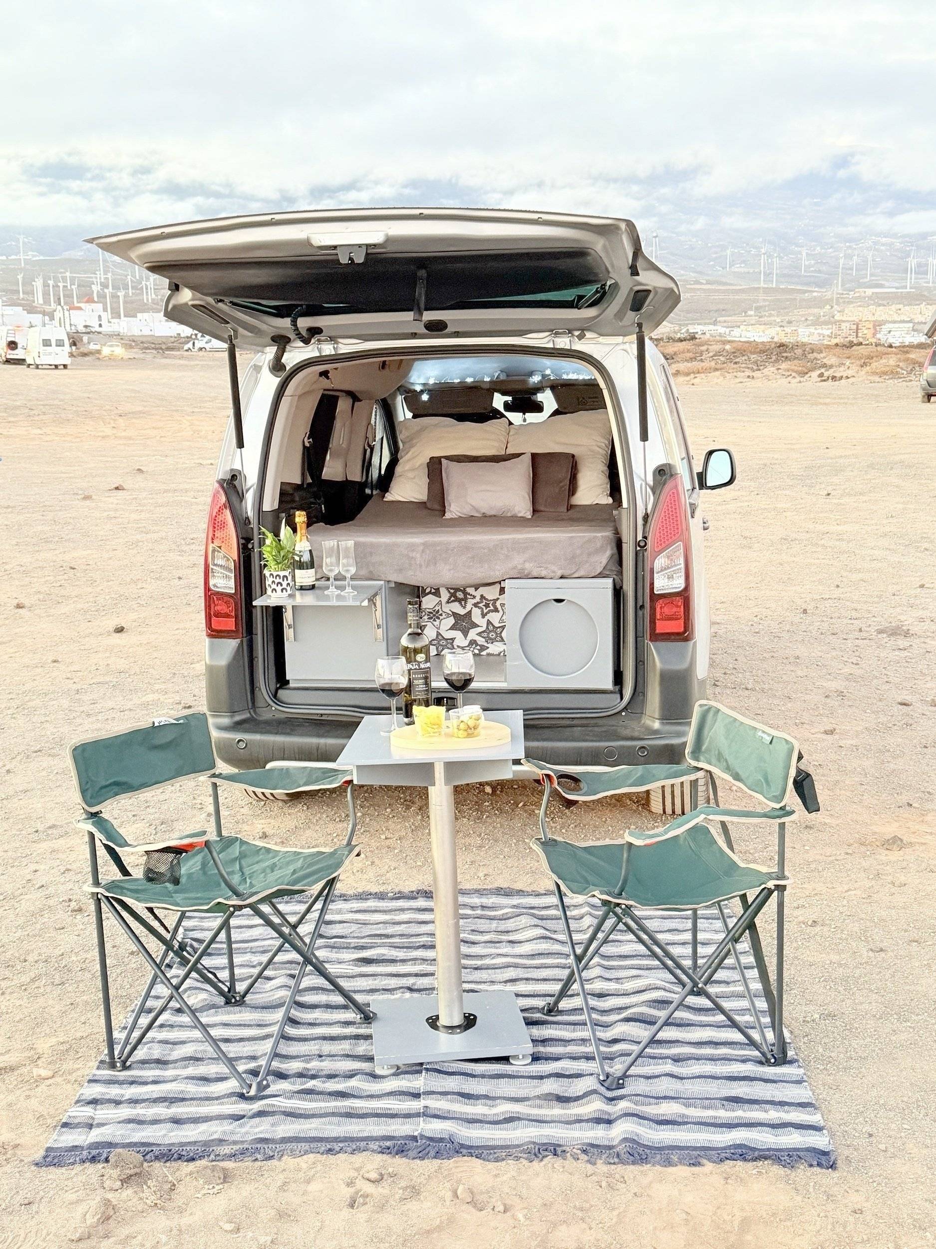 Car Caravane Peugeot Partner Tepee