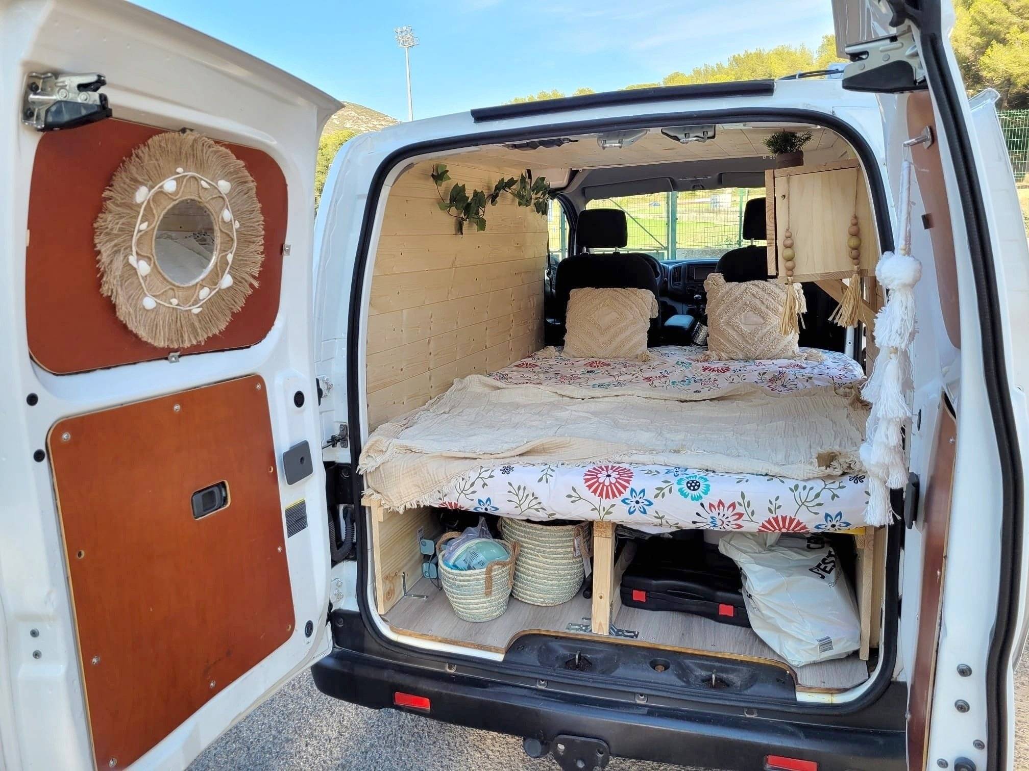 Alpes Camping-Car NV200