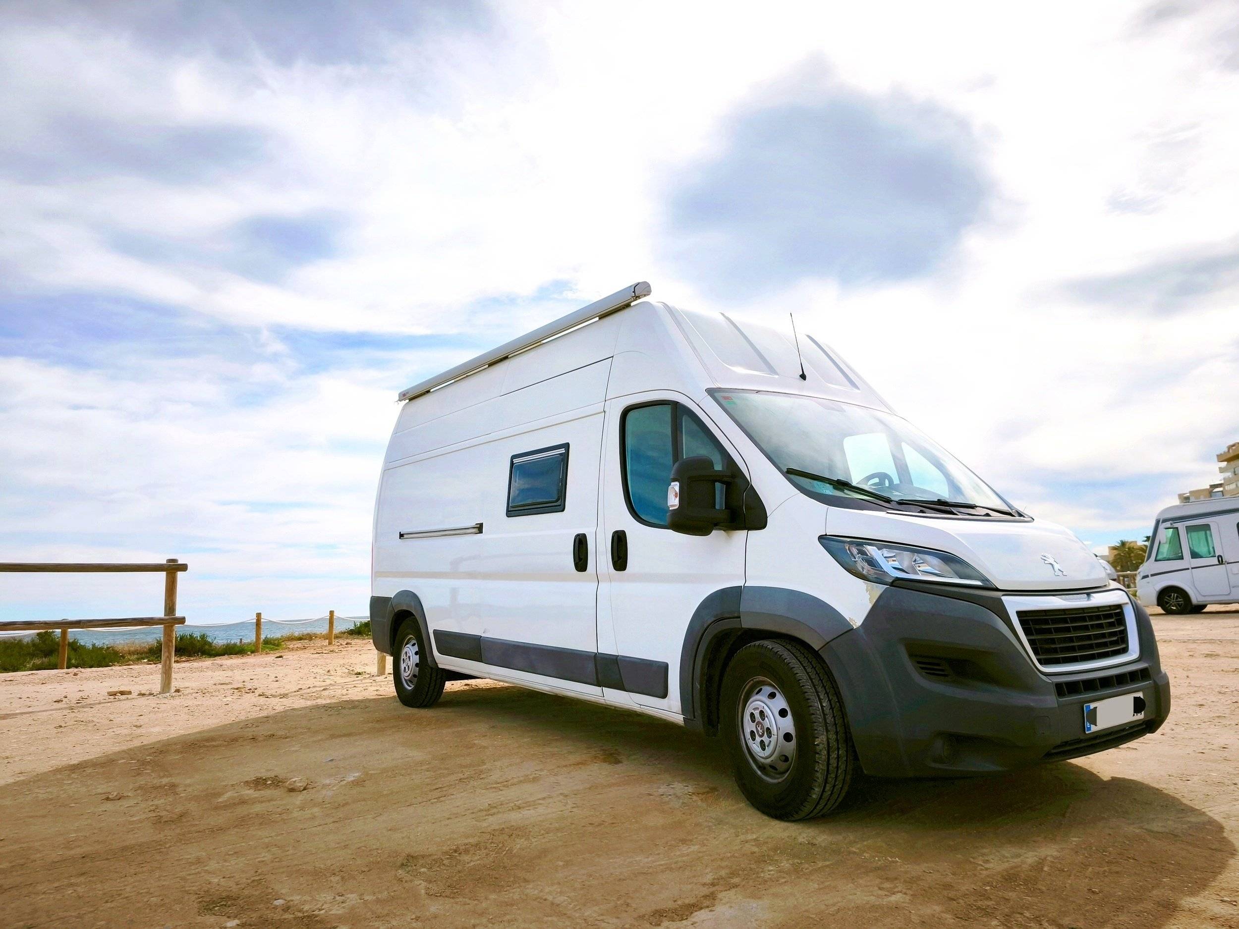 Ci PEUGEOT BOXER L3H3