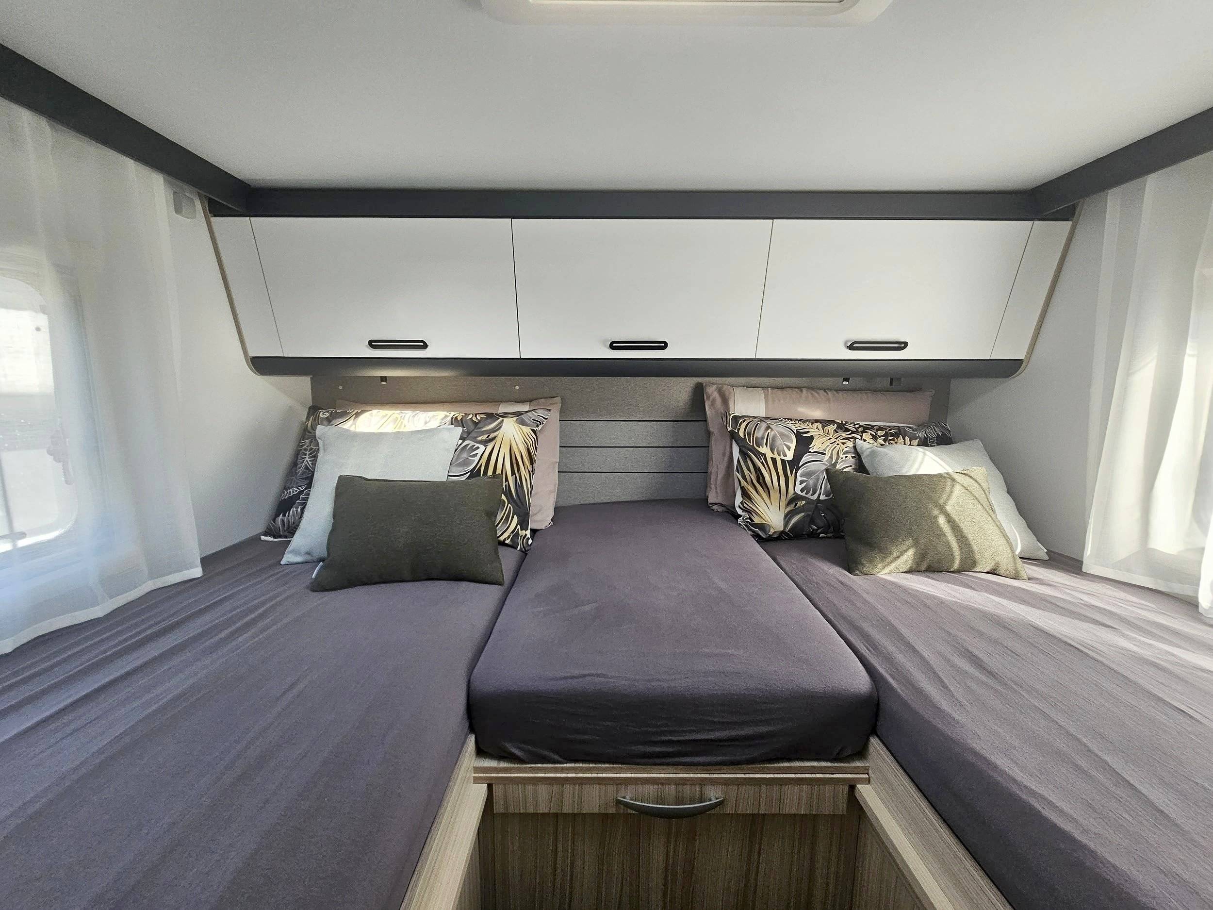 Couchages Citroën jumper 140cv - Yescapa