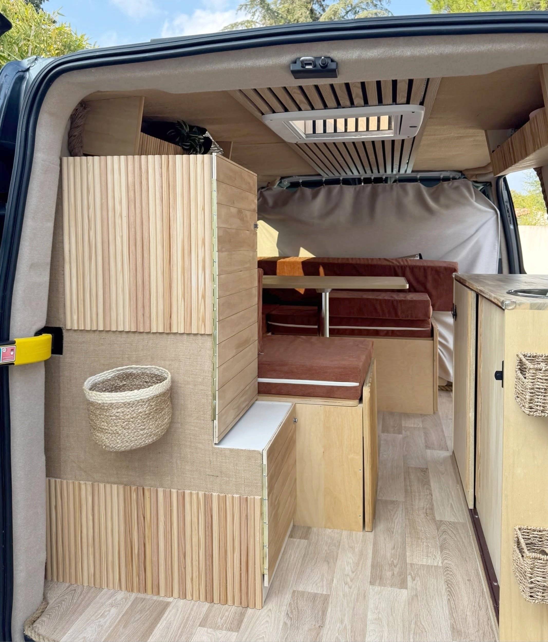 Cuina Ford FORD TRANSIT - Yescapa