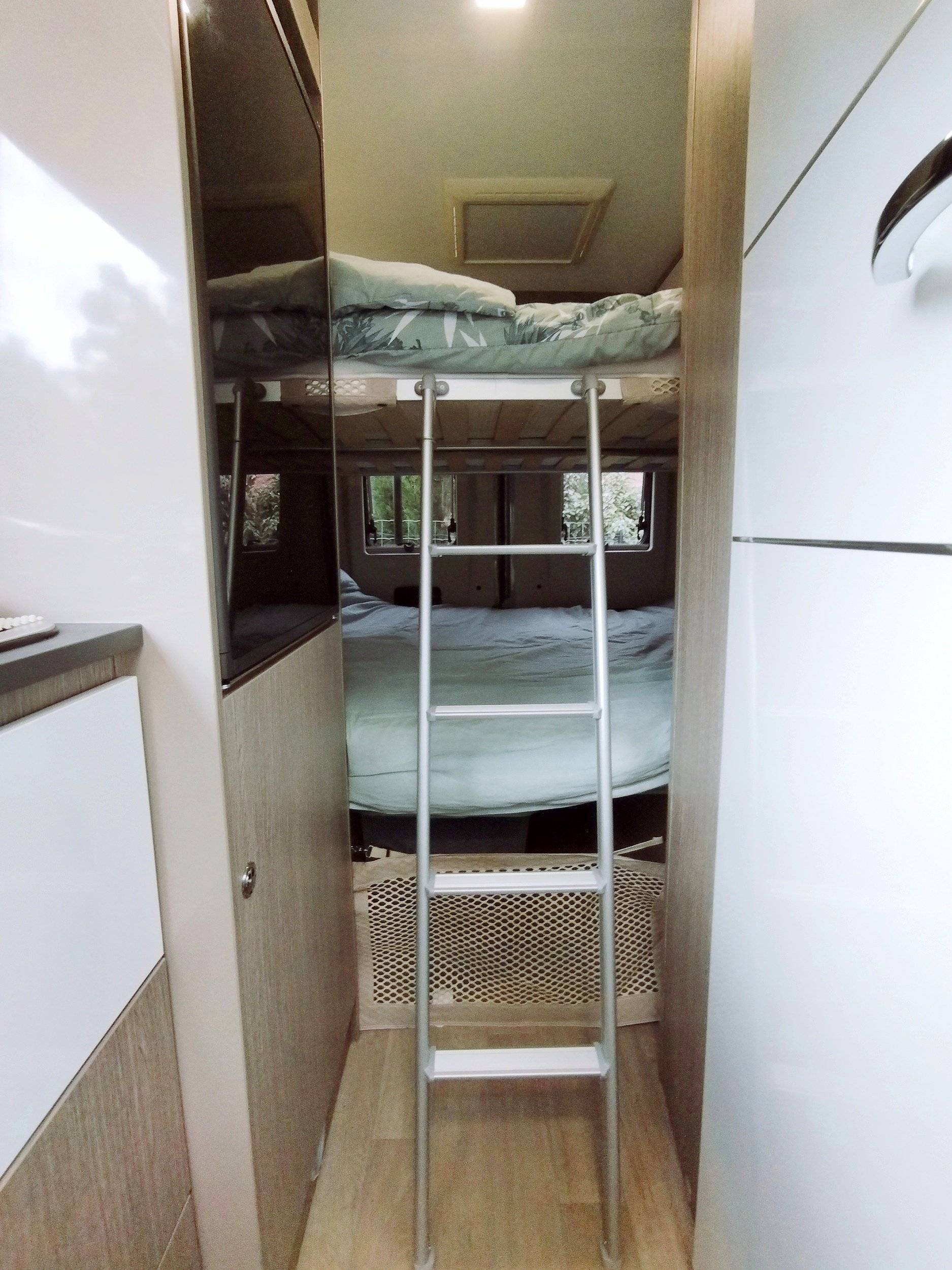 Challenger Challenger v114 MAX Road Edition