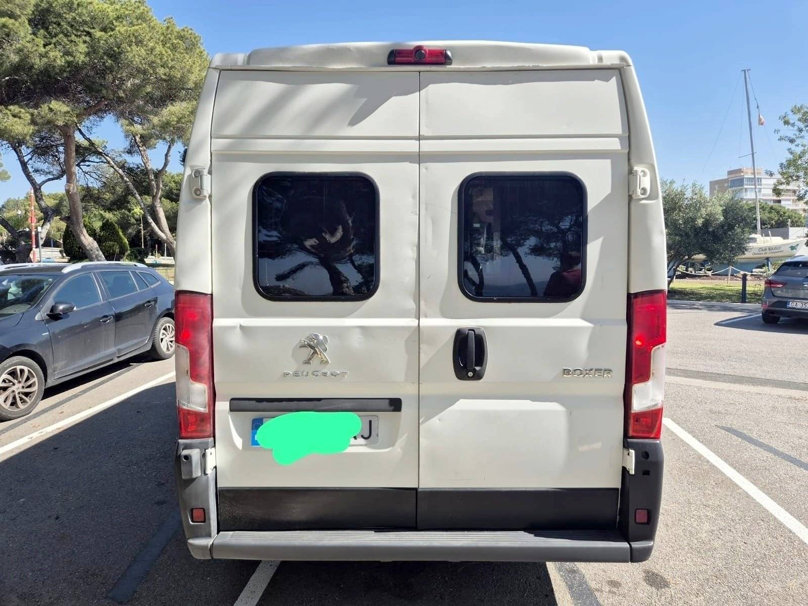 Peugeot Boxer 2,2 l 130 ch