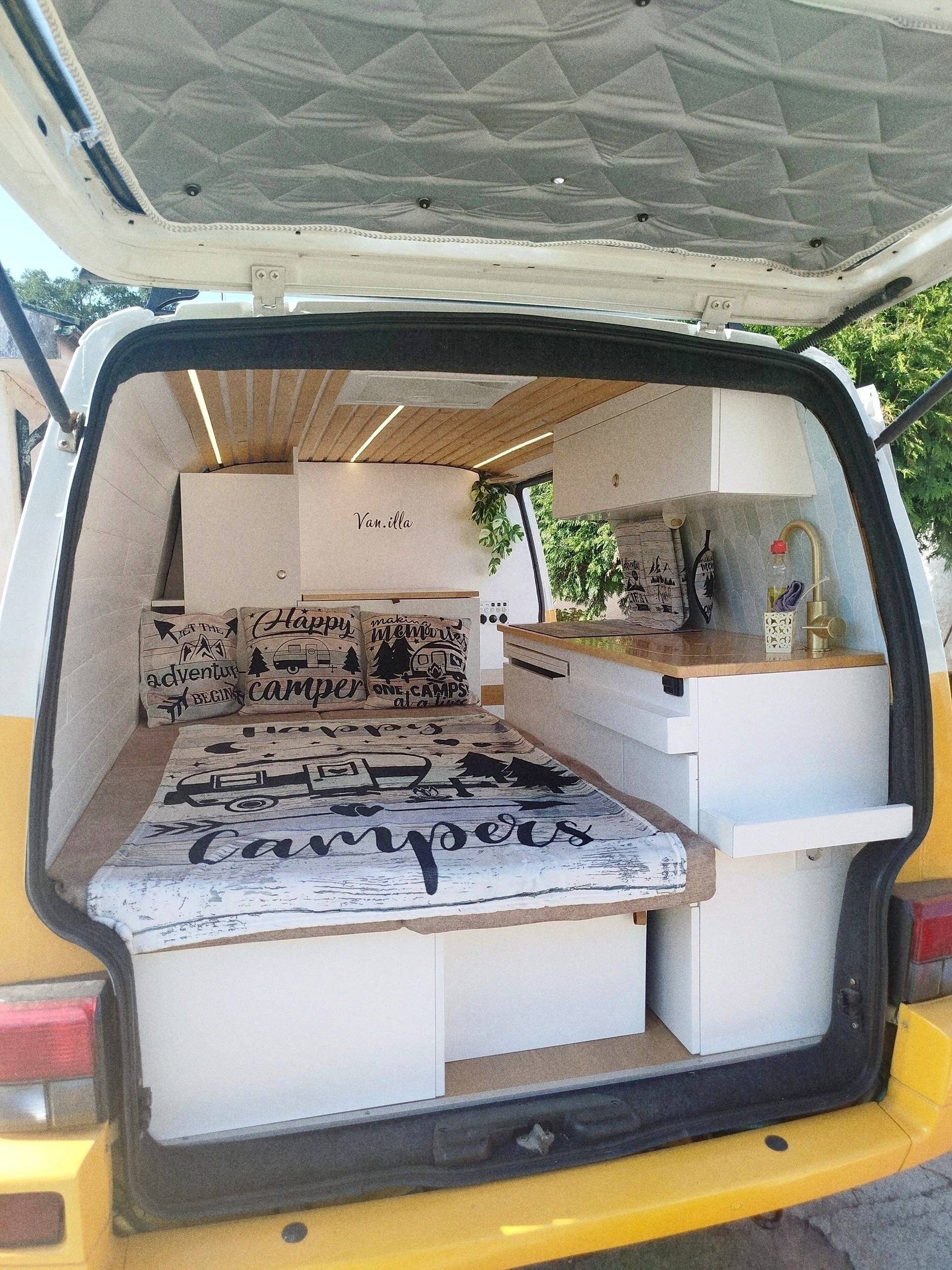 Schlafplätze Volkswagen Volkswagen Transporter T4 - Yescapa