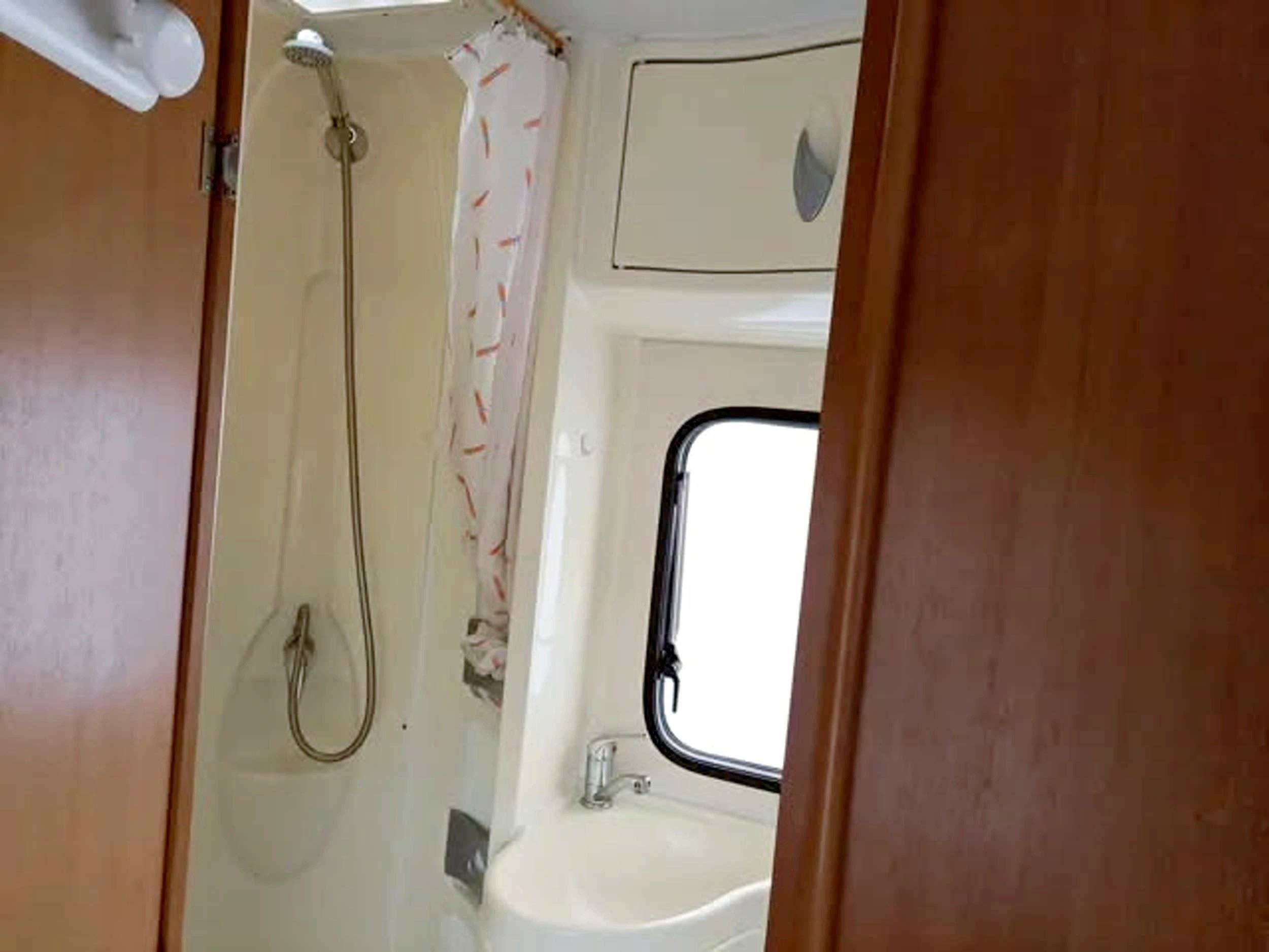 Elios Ducato 2,3 l 115 ch