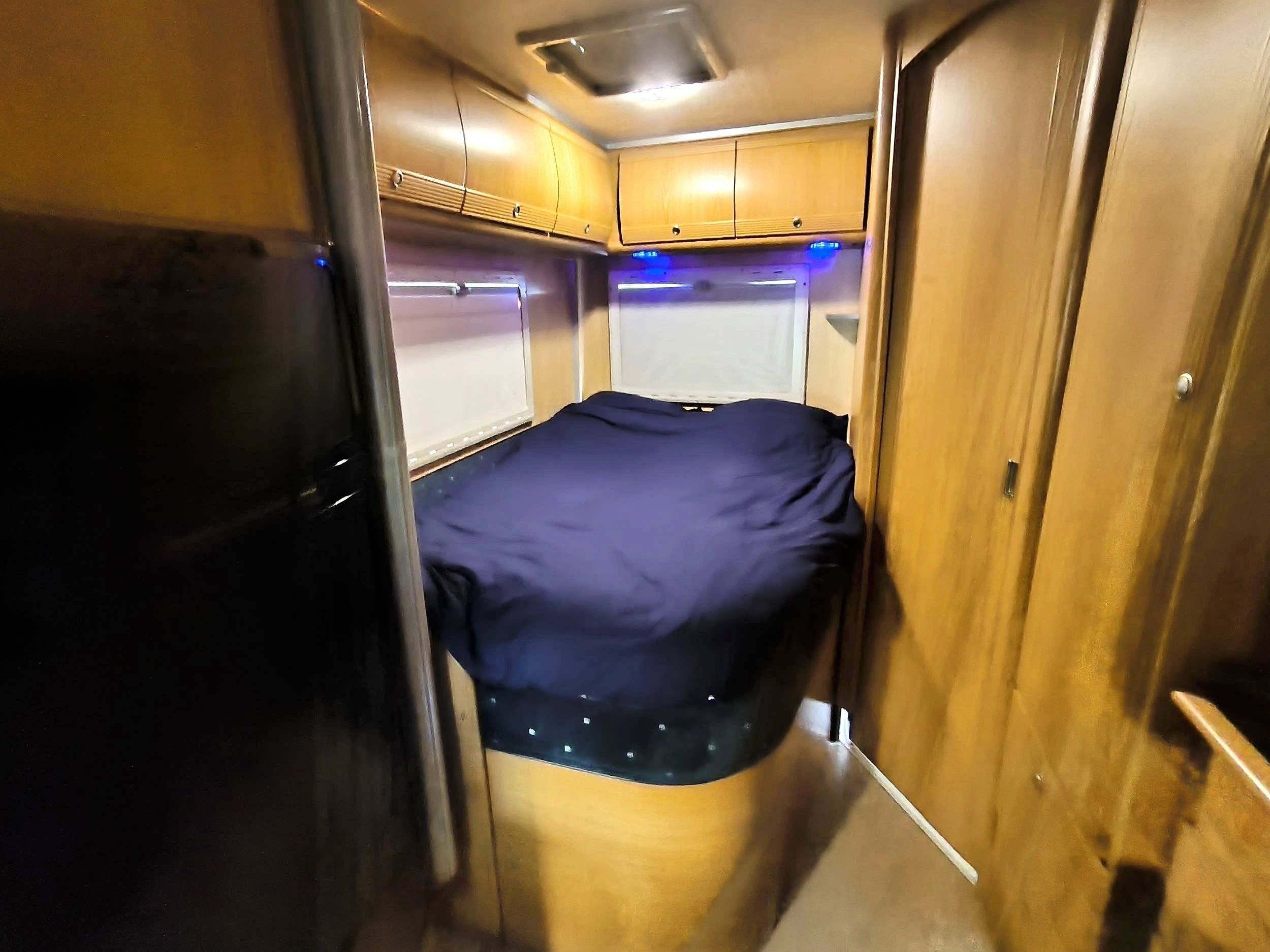 Schlafplätze Fiat Ducato 2.8 JTD - Yescapa