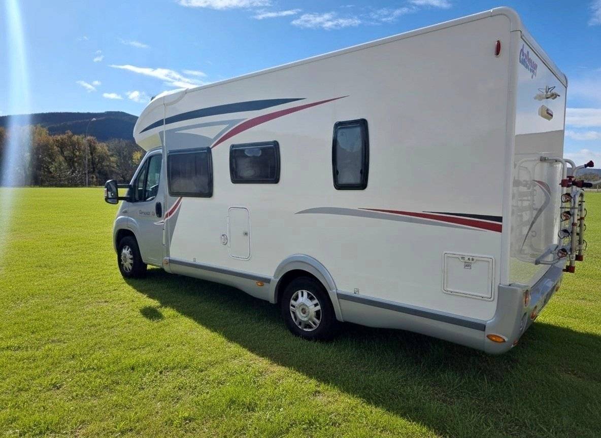 Vue avant de 3/4 Fiat FIAT DUCATO - Yescapa