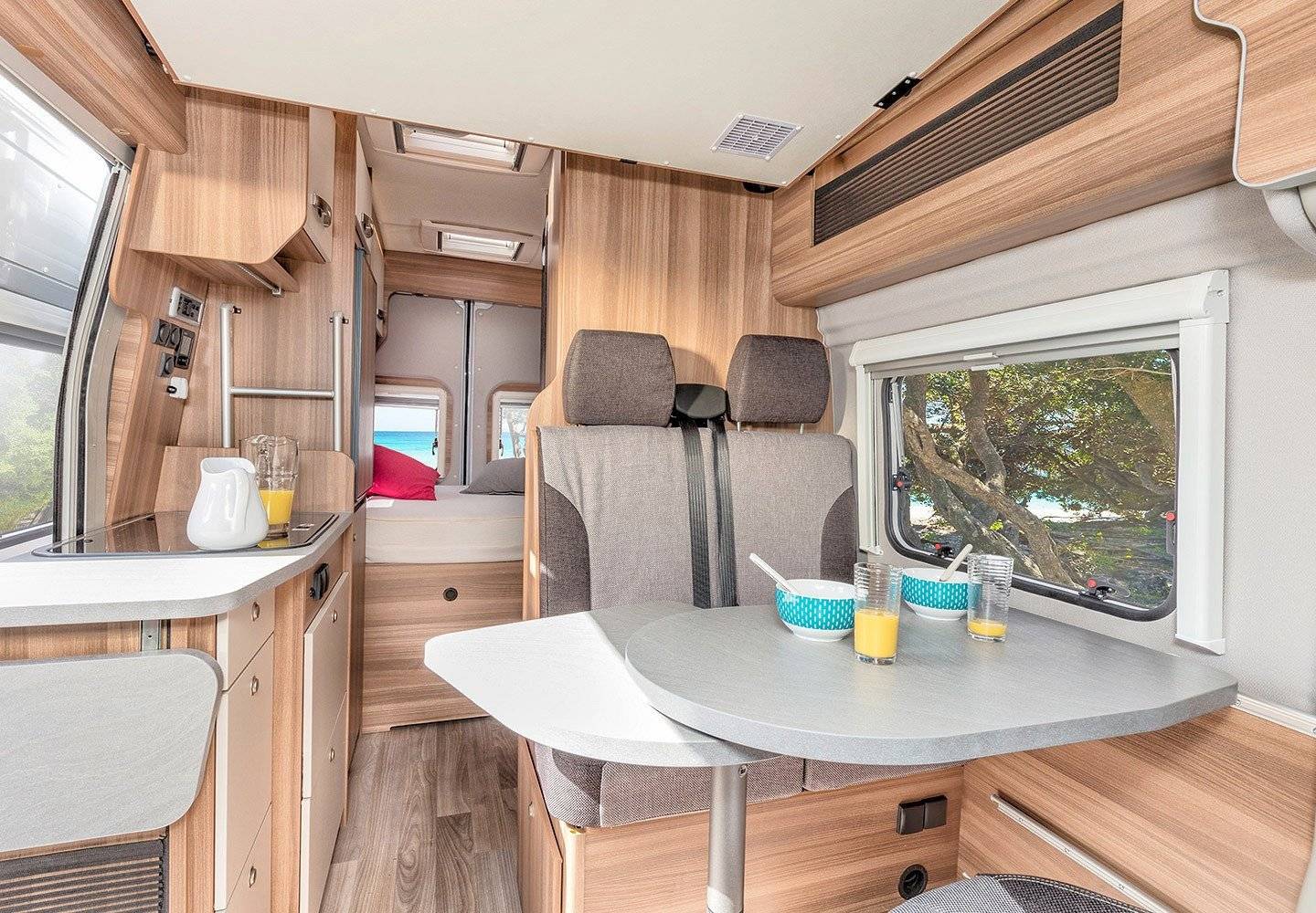 Outro BC Vista Standard 4 Auto Base BC Vista Standard 4 Auto Base - Yescapa