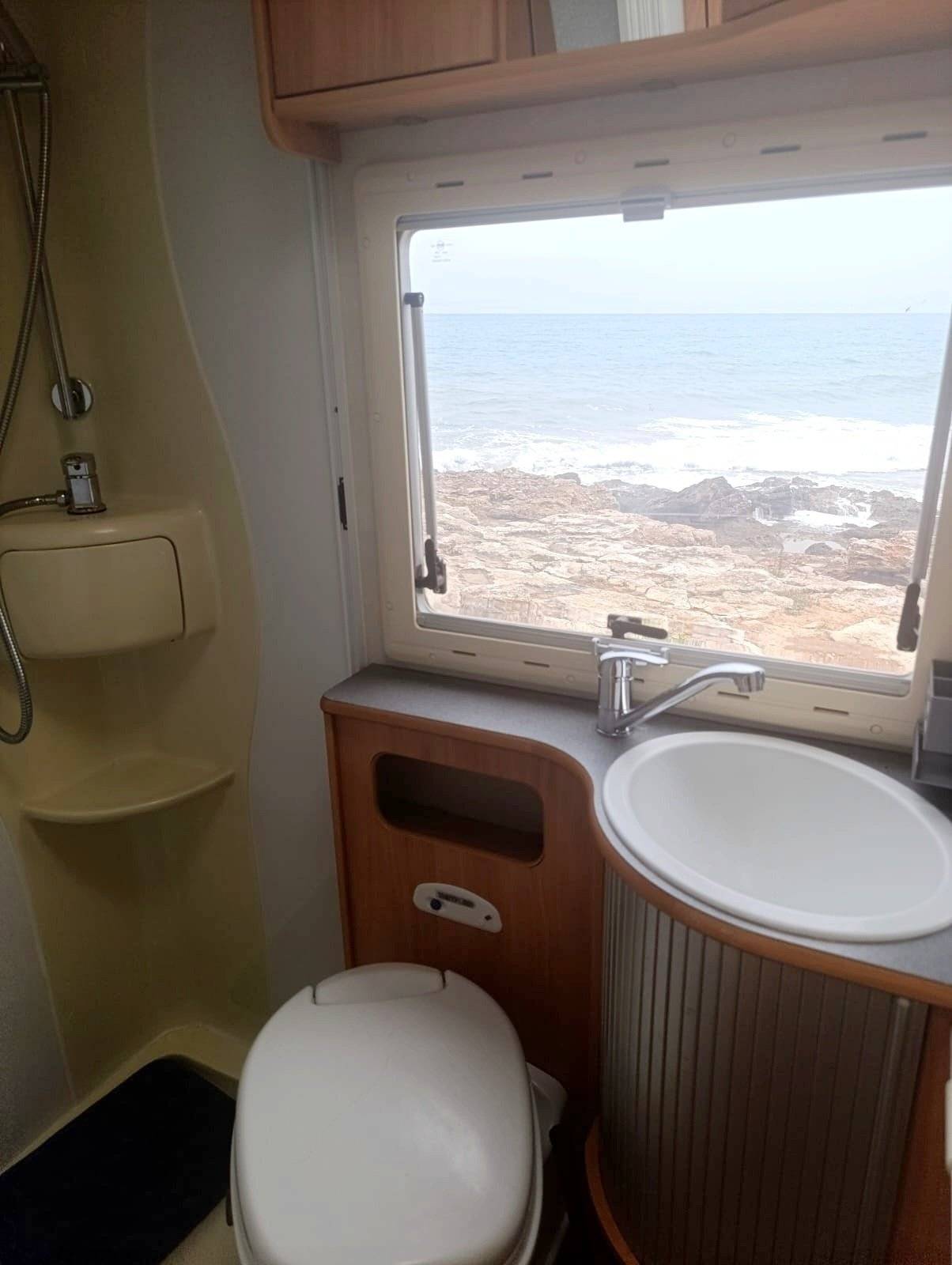 Adria Coral A690DK