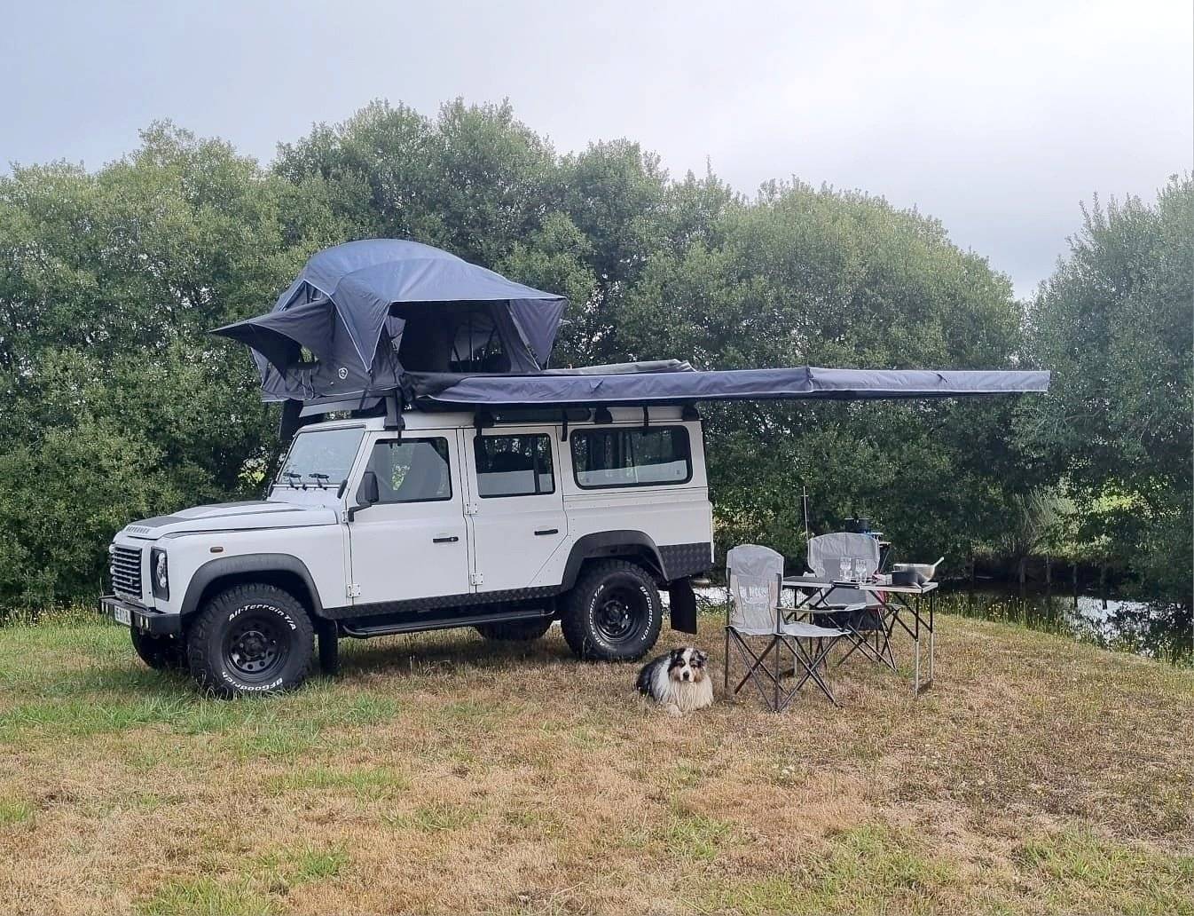 Front view from 3/4 Defender - Yescapa