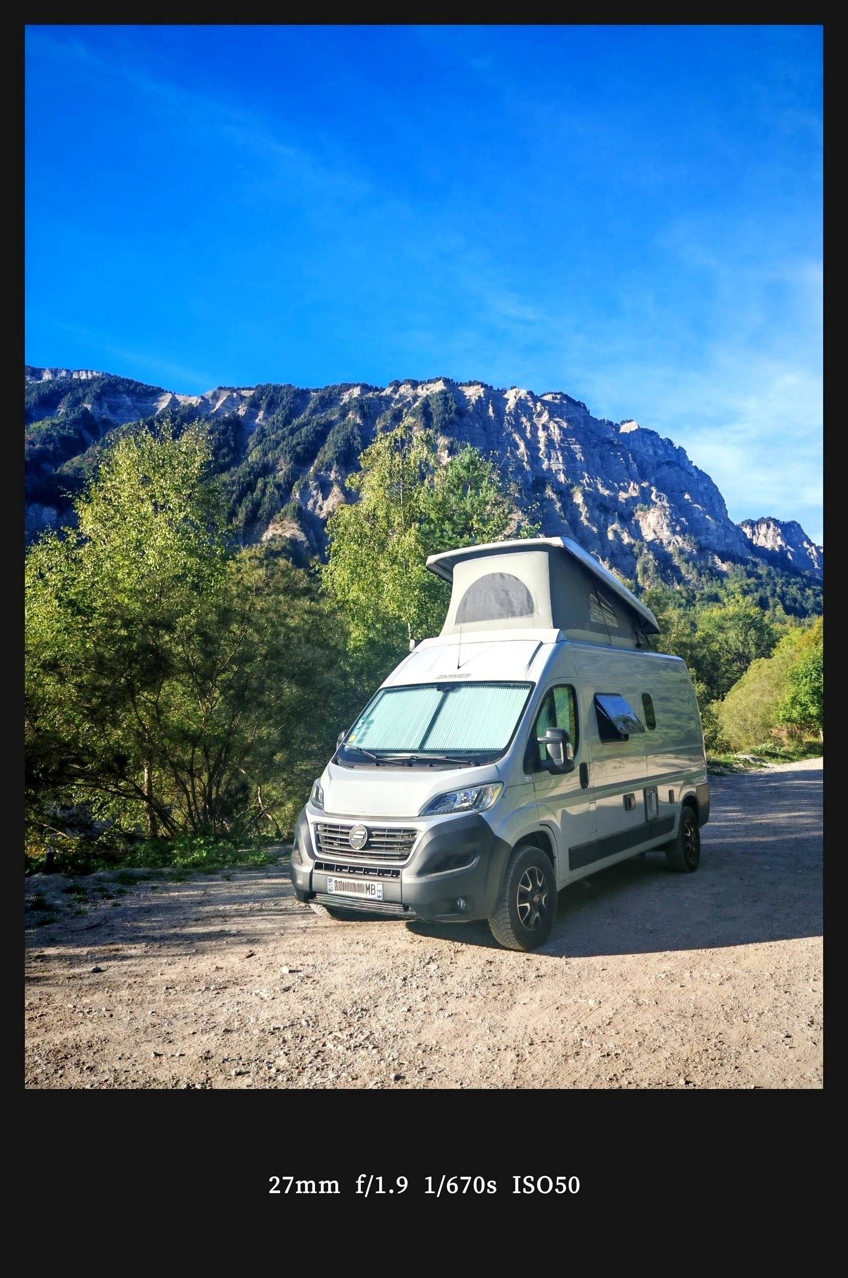 Vue avant de 3/4 Fiat 2.2 MULTIJET 140 CV - Yescapa