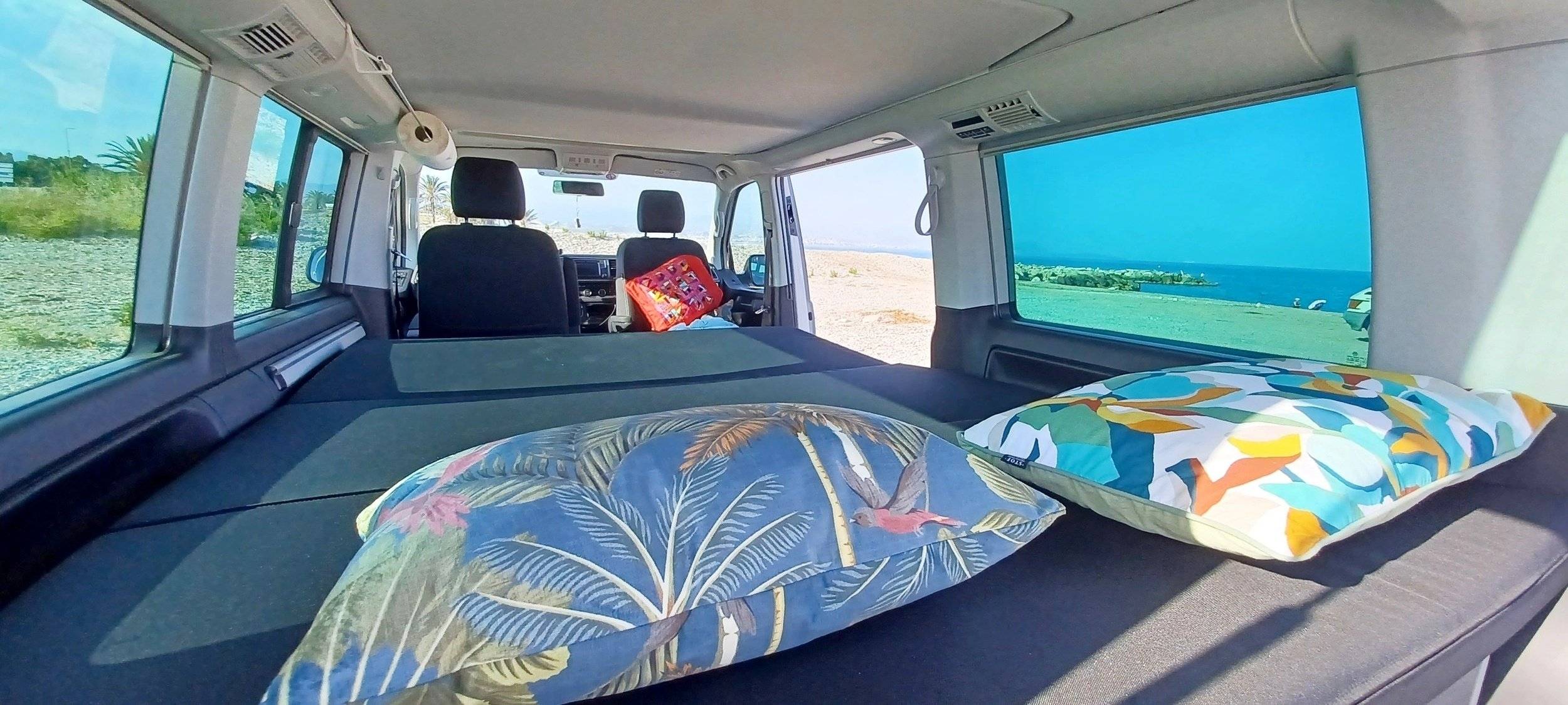 Van California Beach T6