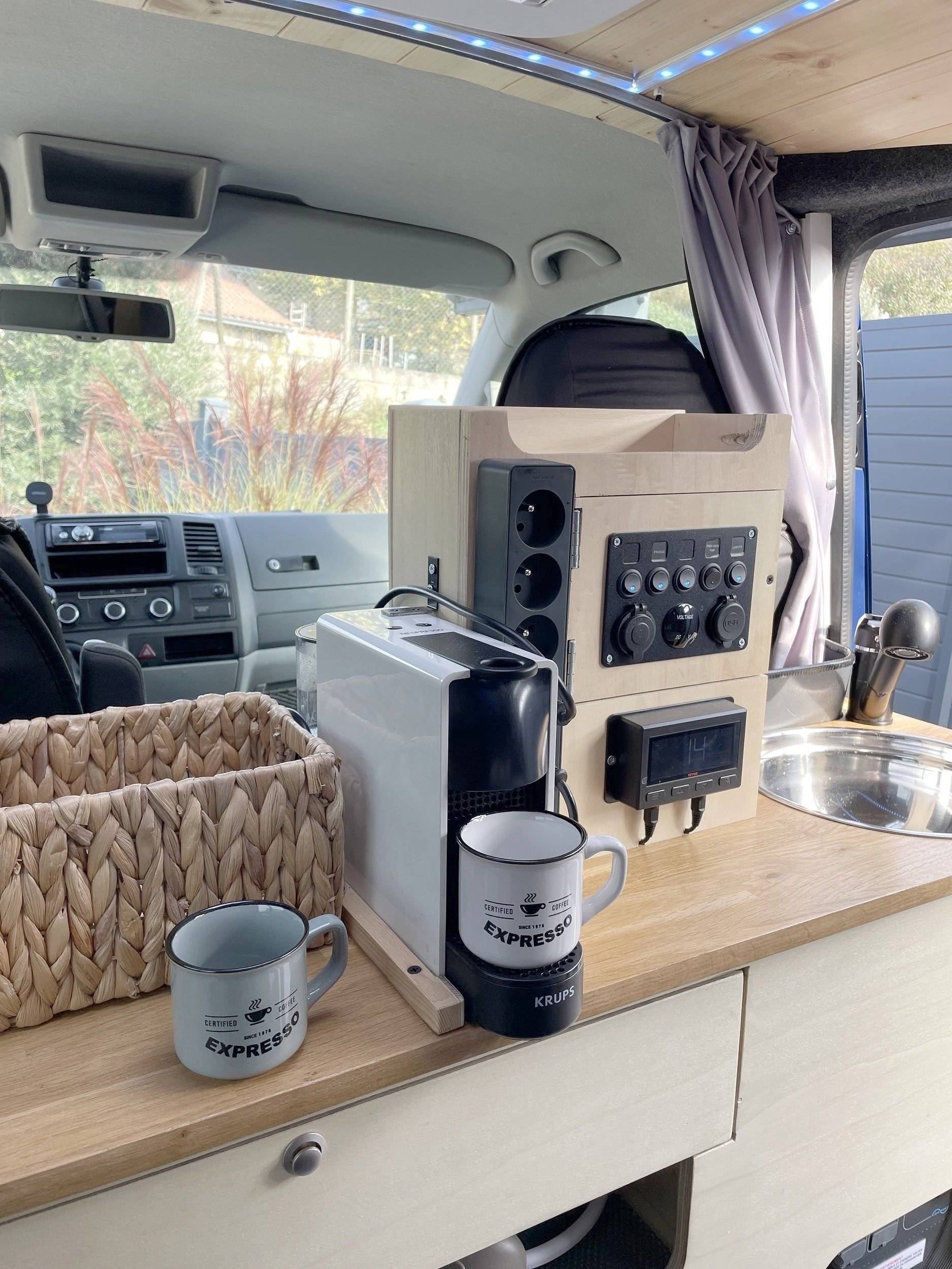 Volkswagen Transporter L2H1 2,0 l 140 ch