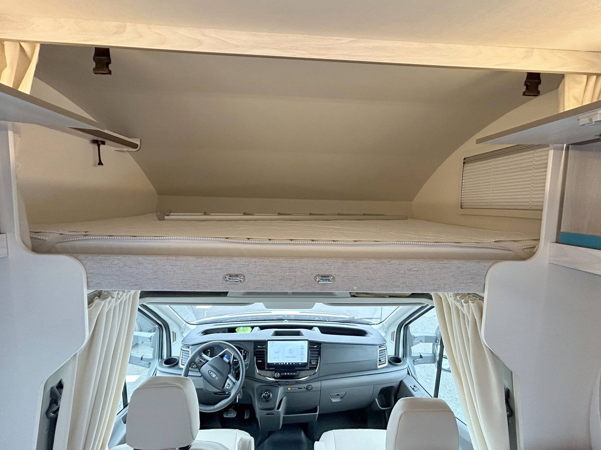 Berth Ford Transit 2,0 l 170 ch - Yescapa