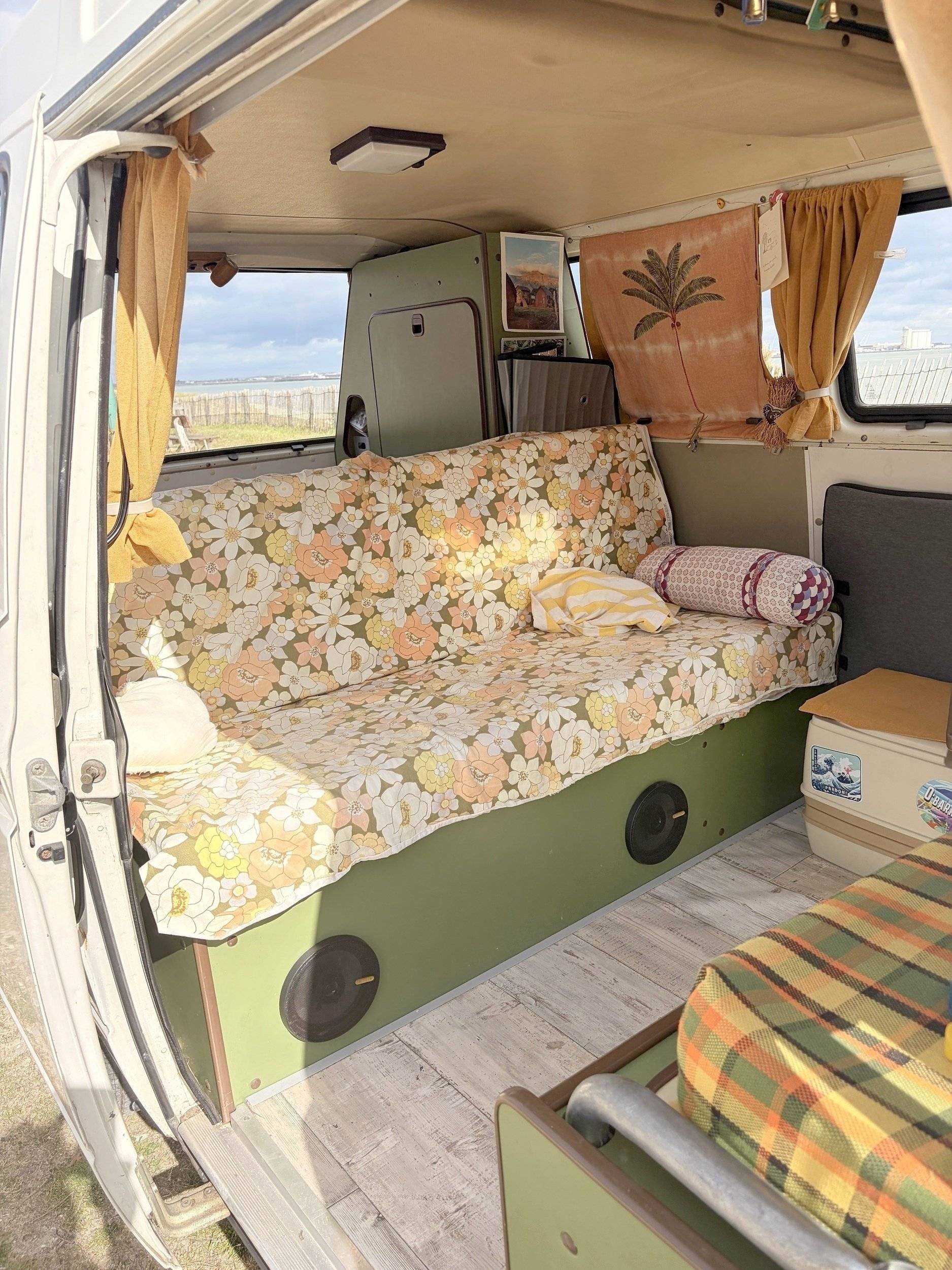 Couchages Volkswagen T3 Westfalia - Yescapa