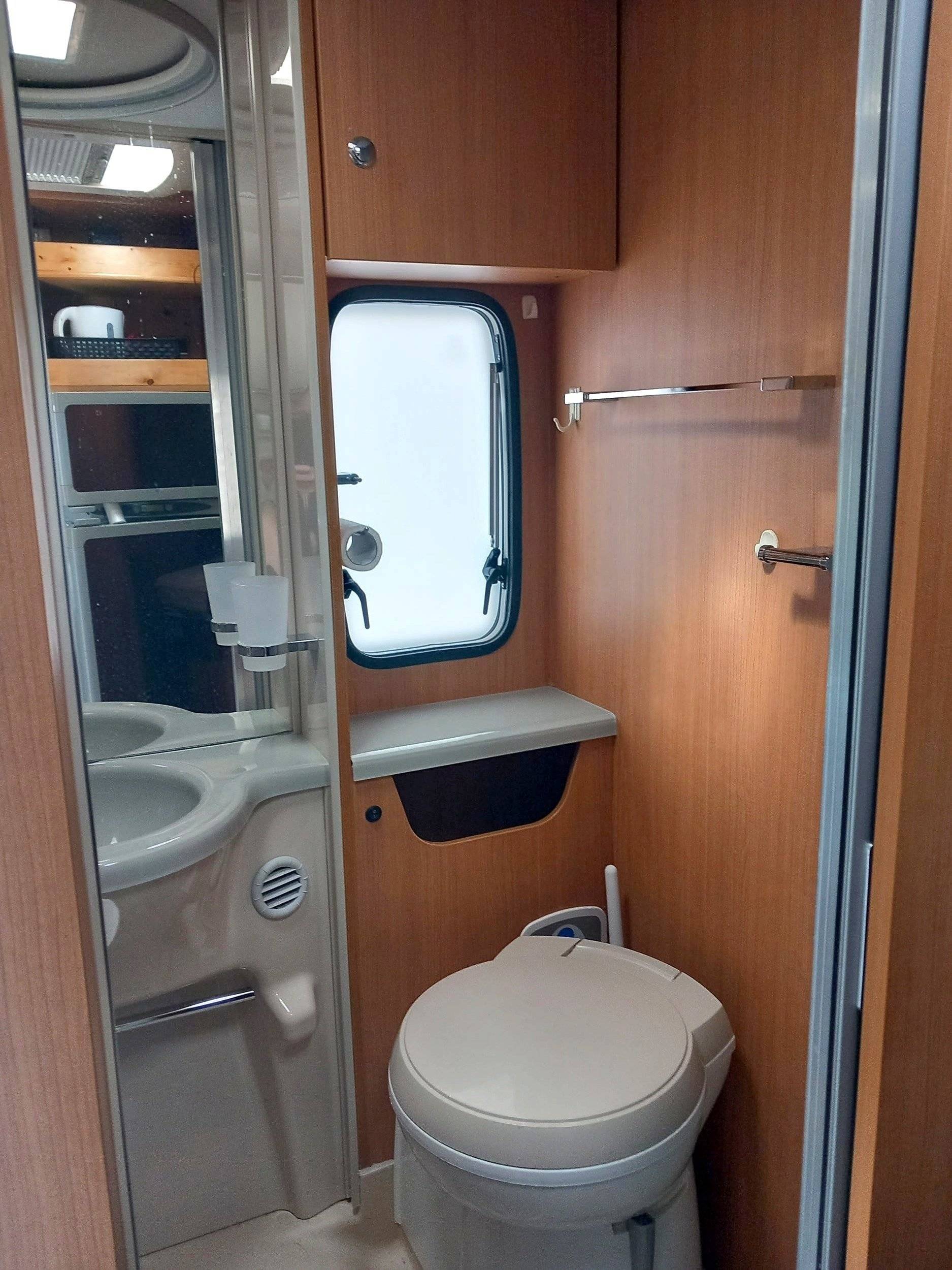 Challenger 60