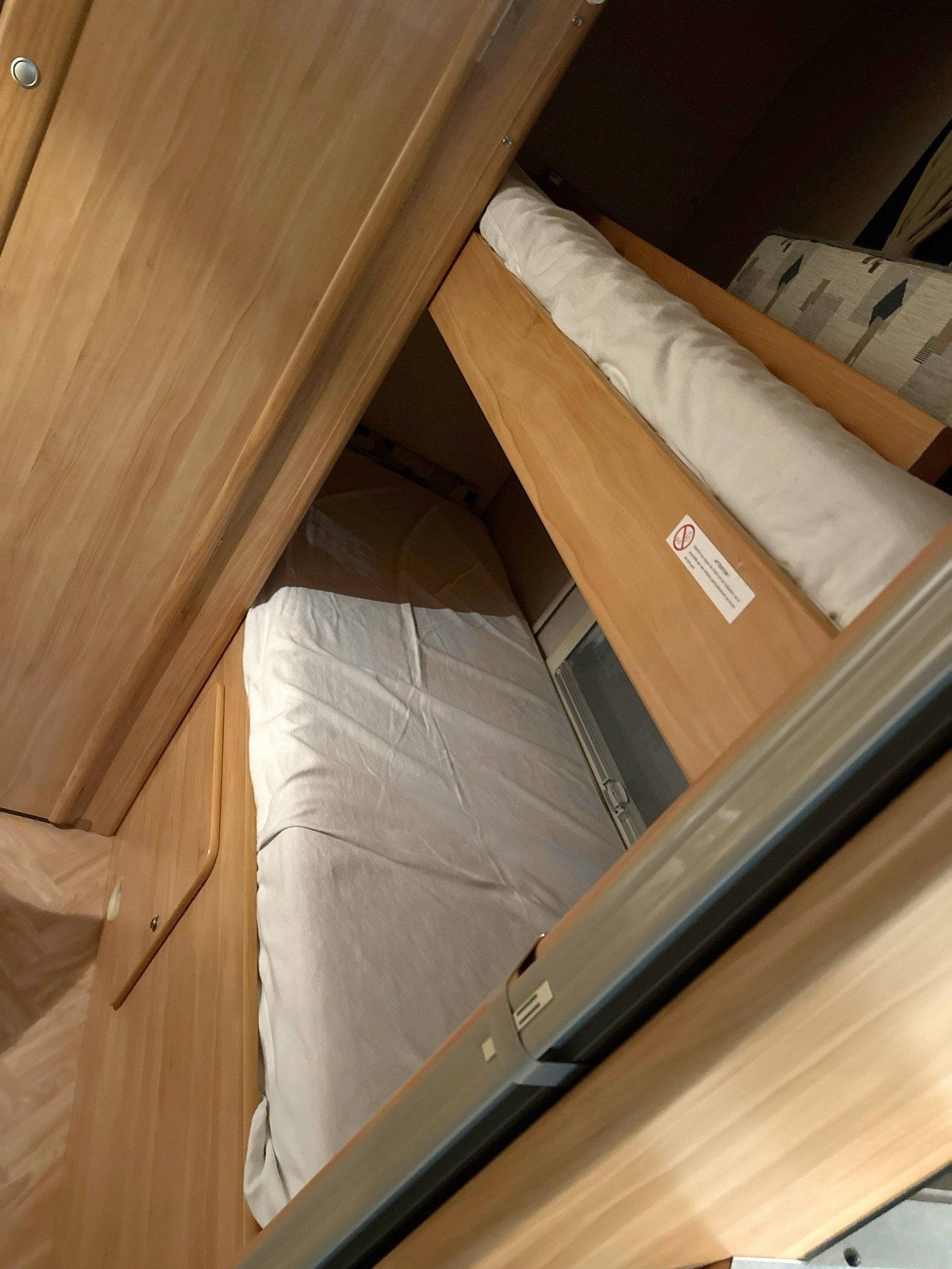 Berth Fiat 2.8 l JTD Maxi 127 Ch - Yescapa