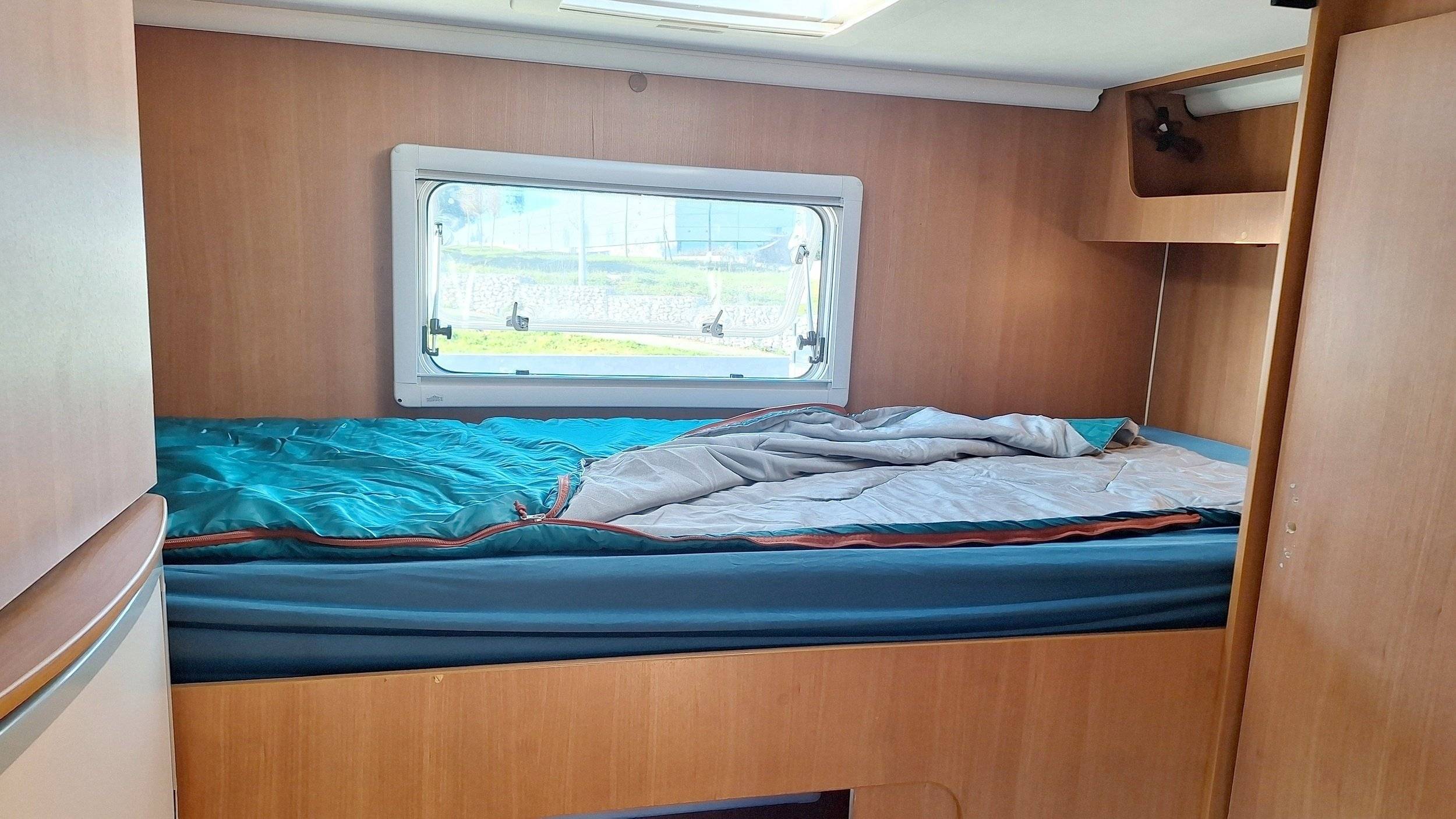 Pilote Aventura A-710