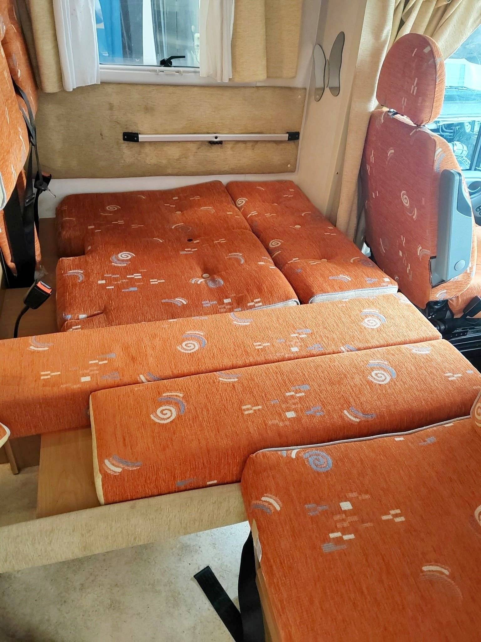 Vilamobil Ford Transit