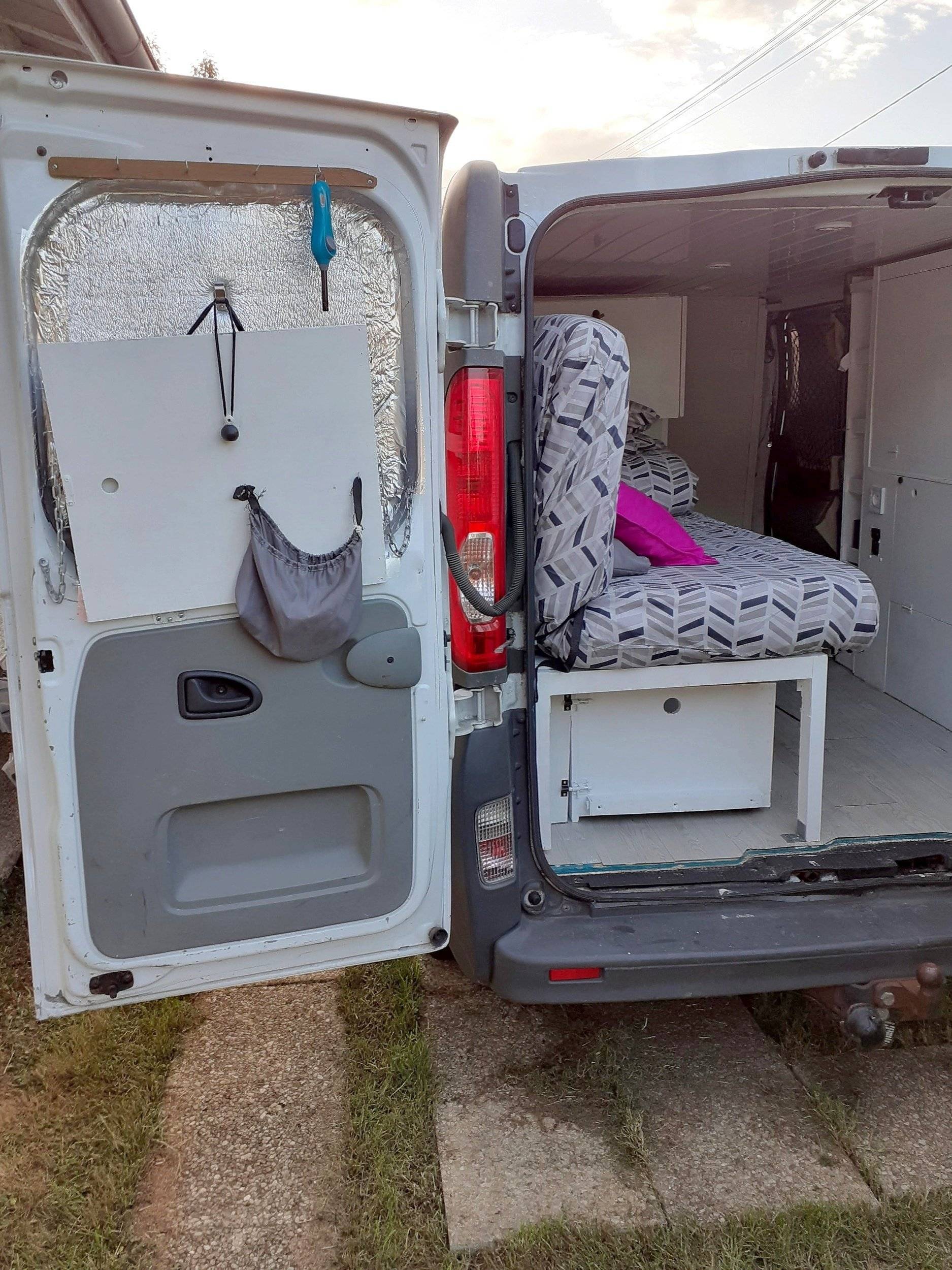 personnel Trafic 2,0 l dCi 115 ch