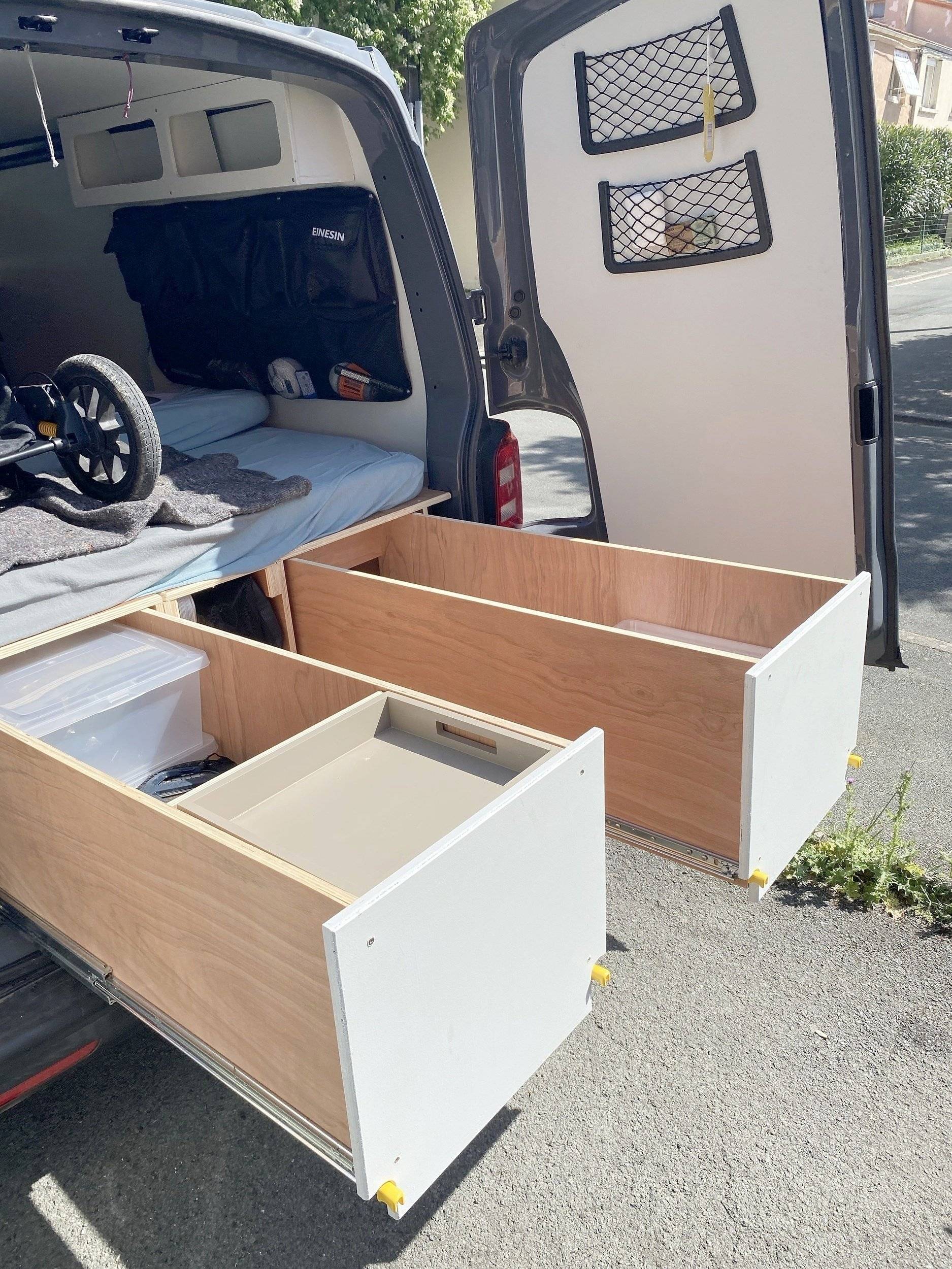 Loisirs 12 T6 2 l 102 ch