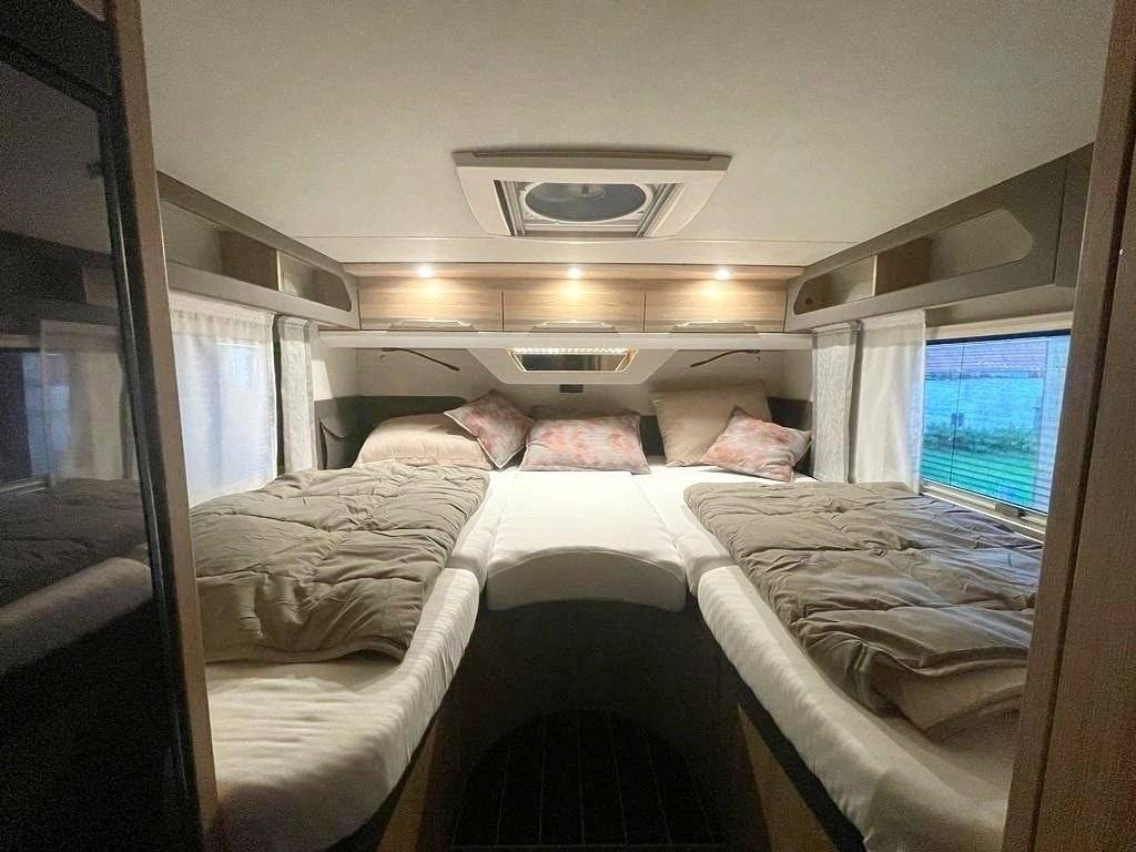 Knaus Sky TI Platinum Selection 650MEG