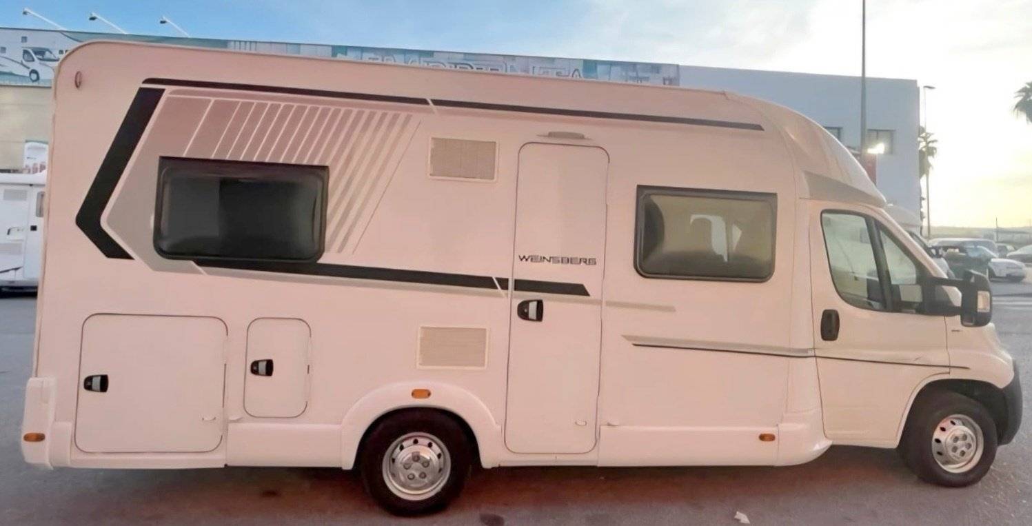 Vista del vehicle angle davanter Fiat Fiat Weinsberg - Yescapa