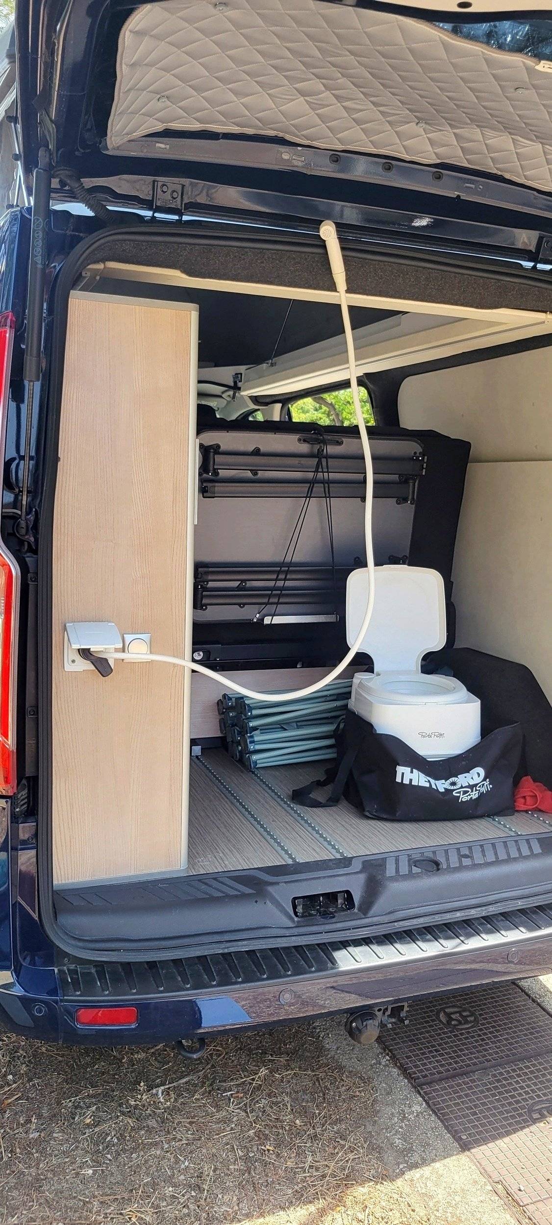 T&amp;T VANS Rhino aventourer