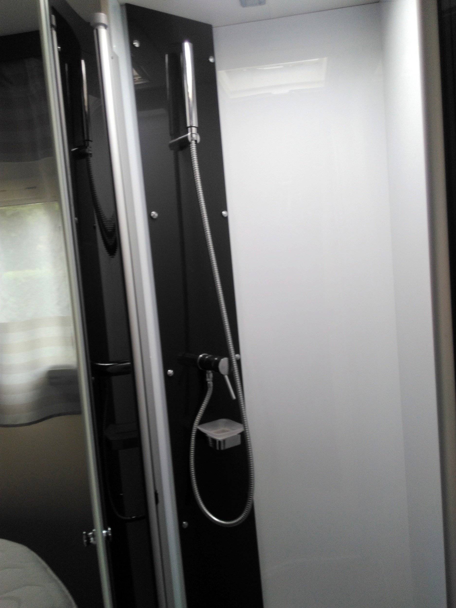 Challenger/MAGEO/288EB Transit 2,2 l 155 ch