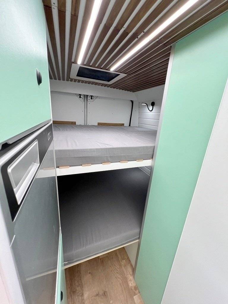 Schlafplätze Peugeot PEUGEOT BOXER L3H2 - Yescapa