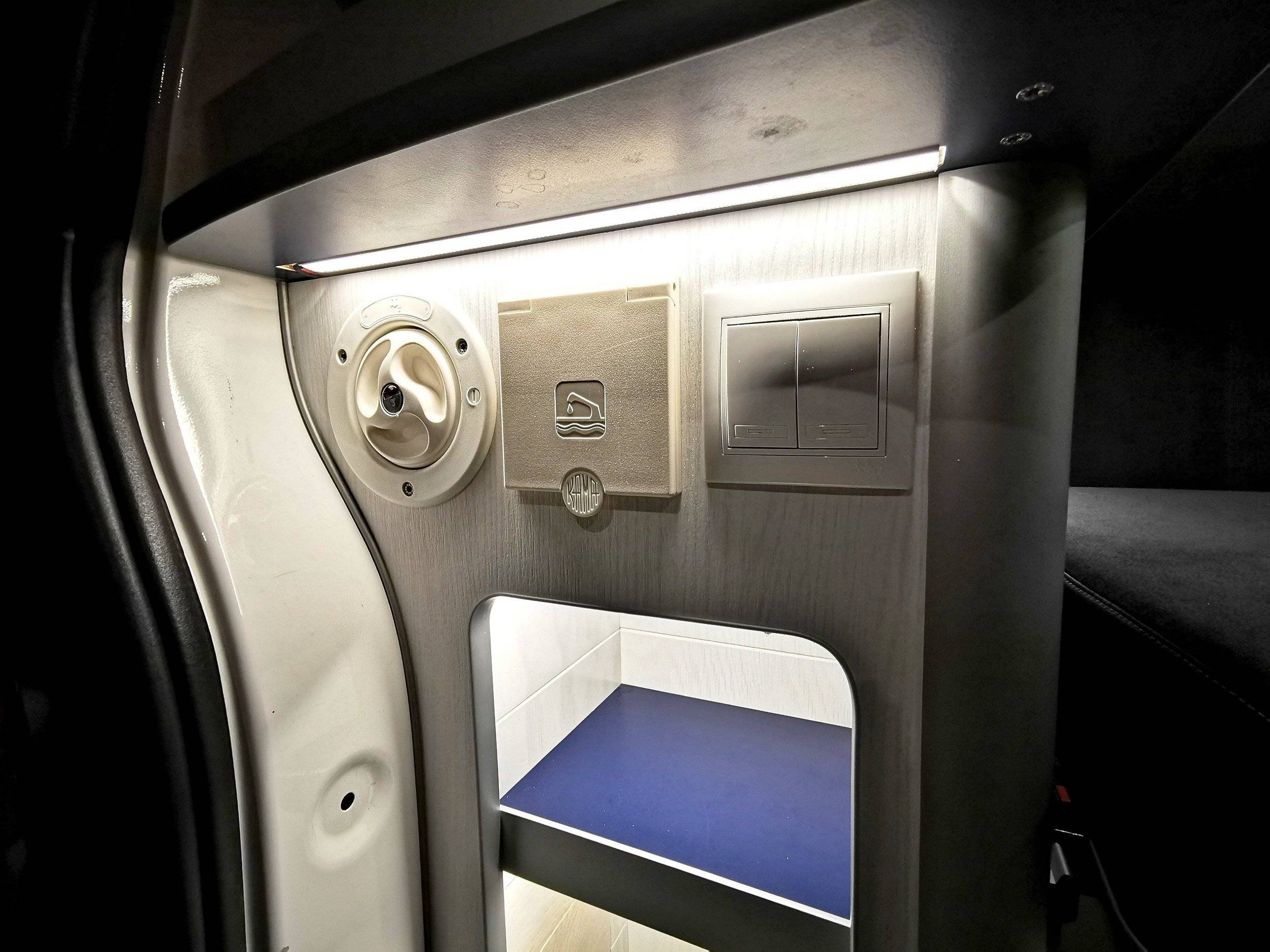 VW T5 Neptune by Yevana 