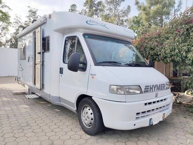 schräge Vorderansicht Fiat Ducato 2,8 l 115 ch/Al-Ko - Yescapa