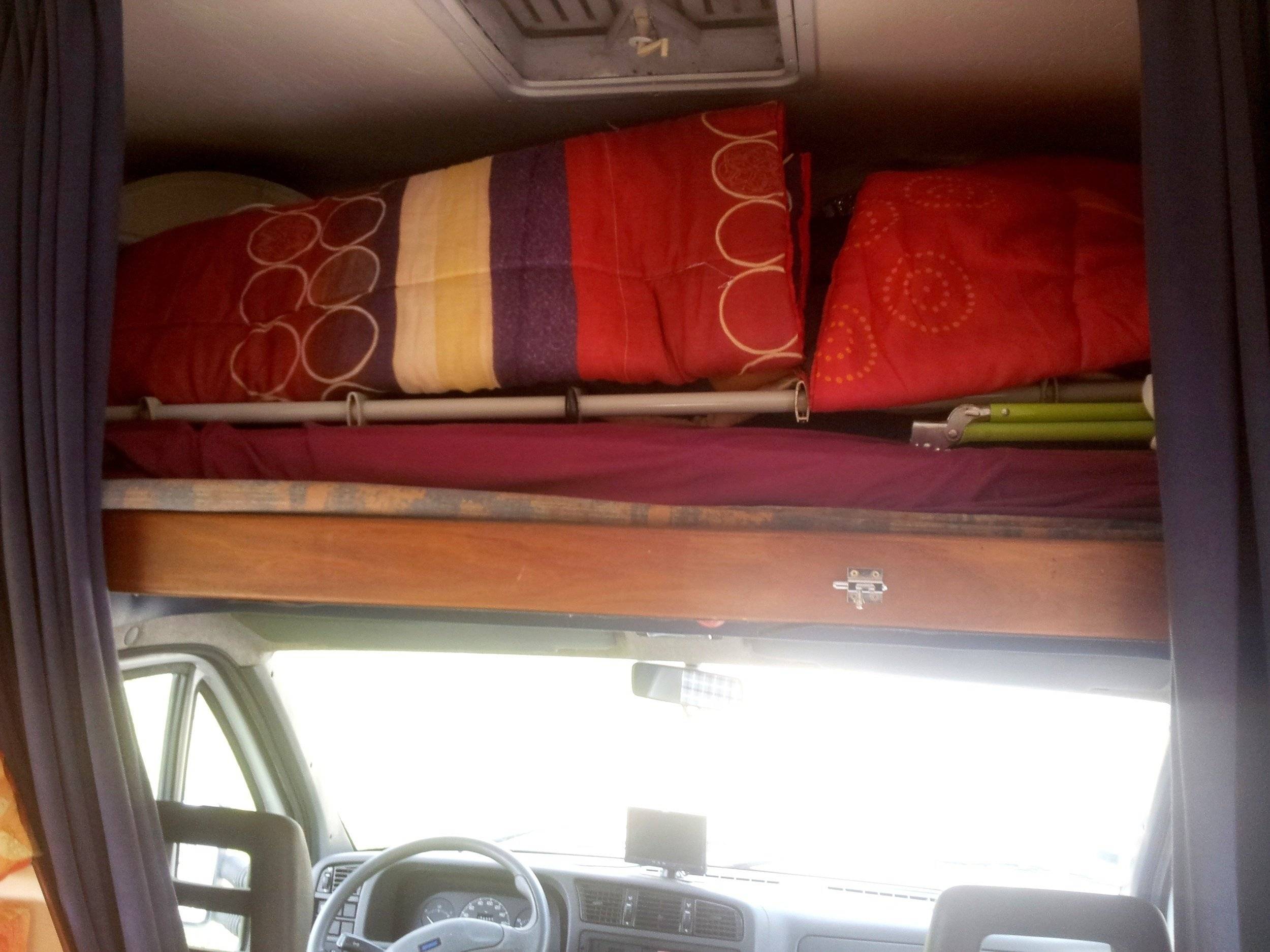 Berth Fiat Ducato 2.5D - Yescapa