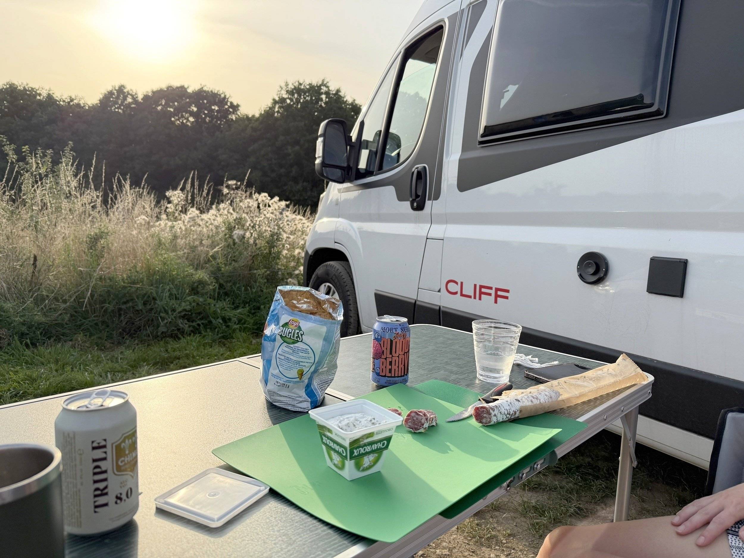 Sunlight Sunlight Cliff 600