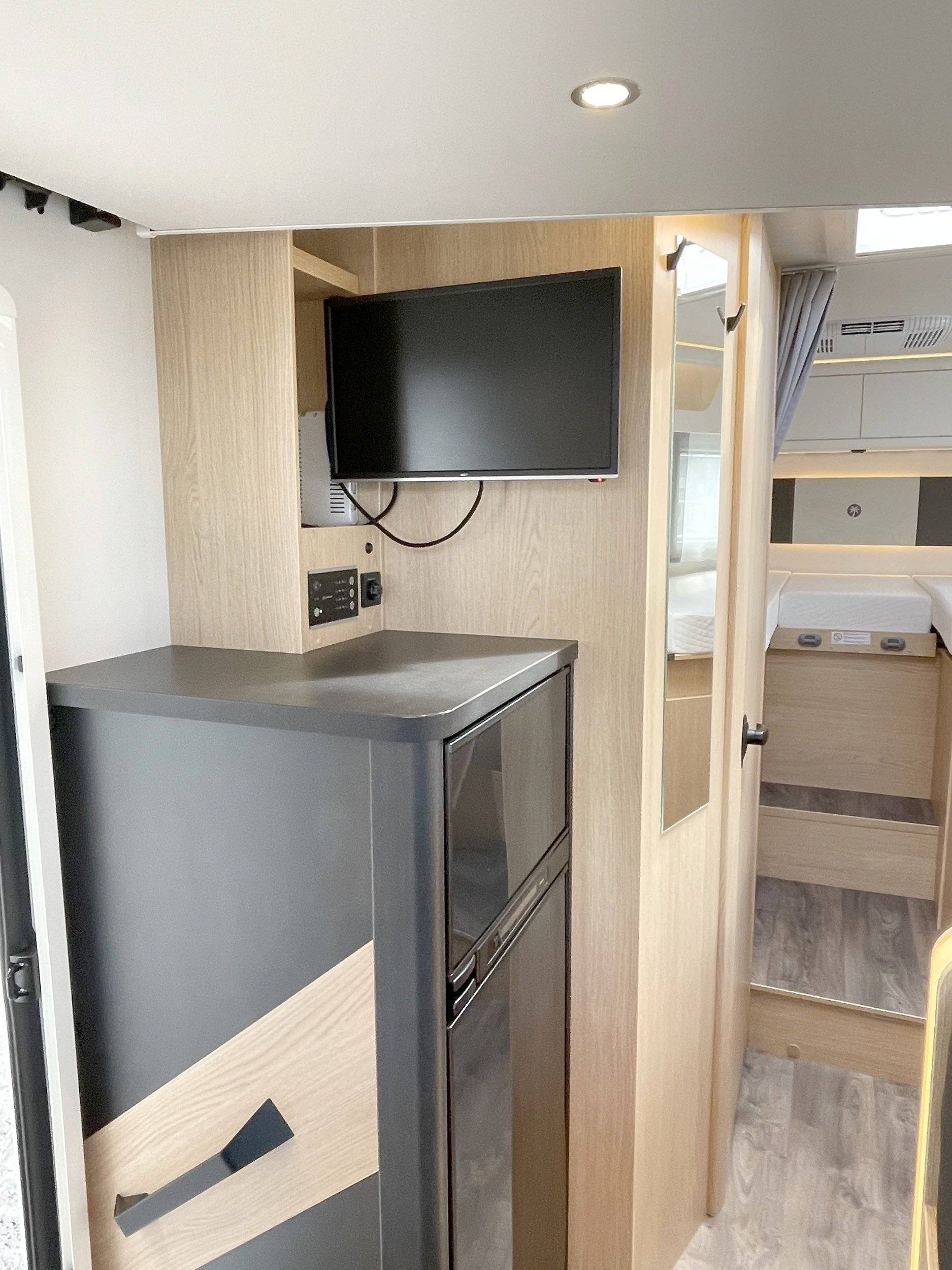 Sunlight Sunlight T67S