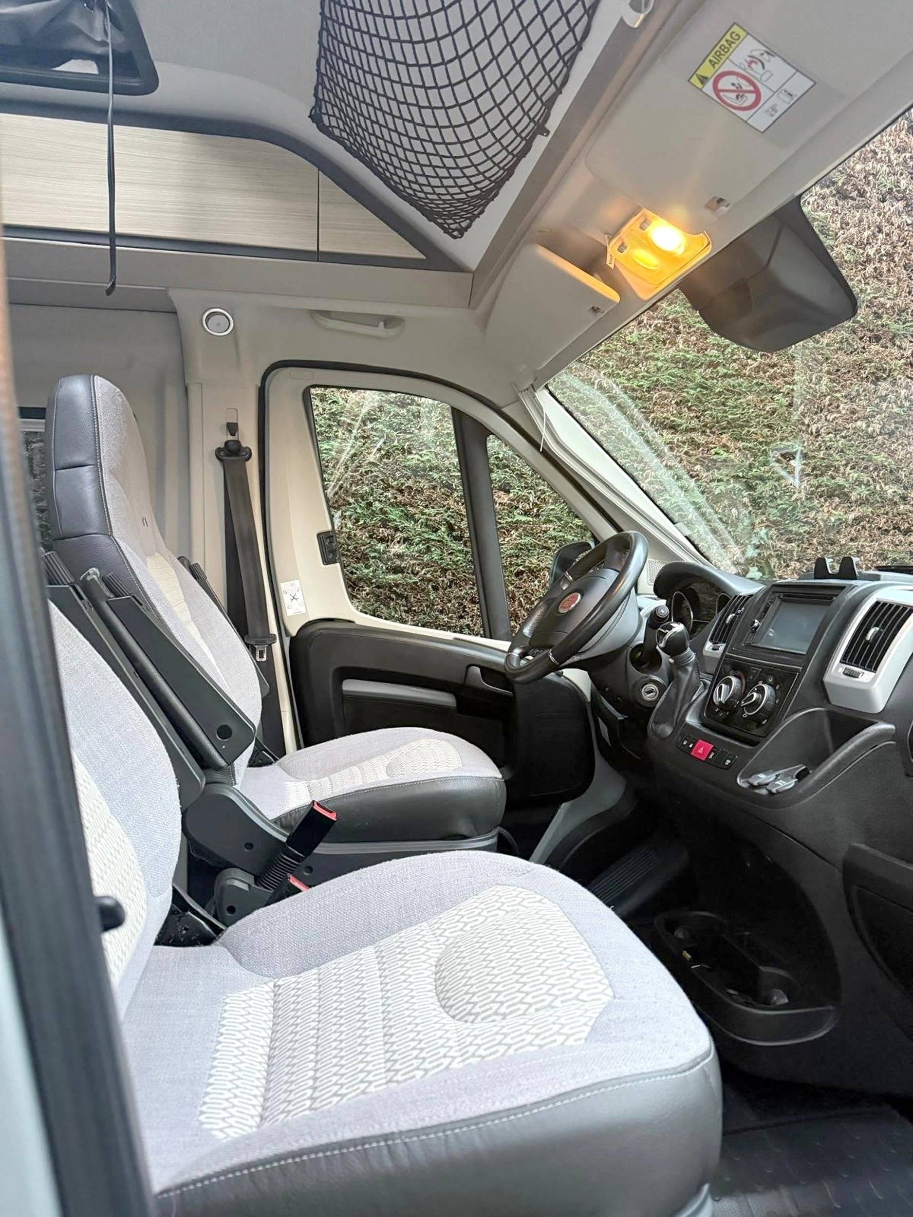 Adria ADRIA TWIN 600 SPB FAMILY PLUS