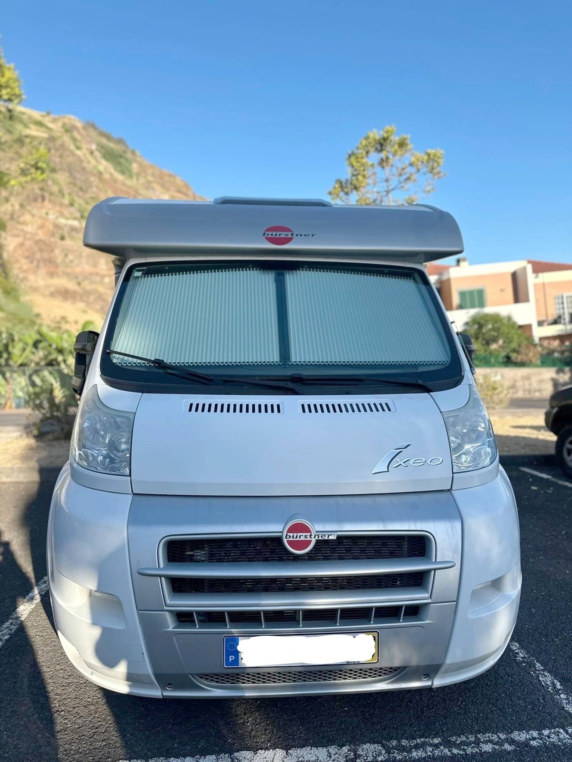 Front view from 3/4 Fiat Ducato 3,0 l Multijet 160 ch. - Yescapa
