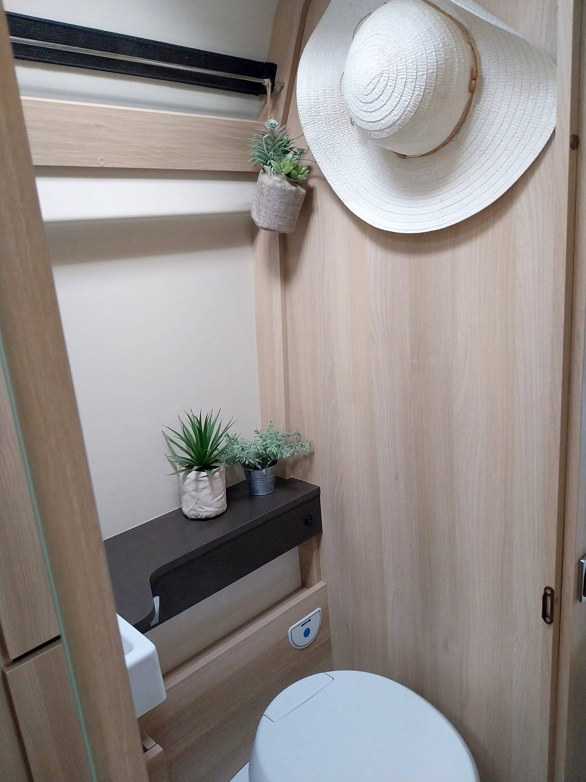 Campérêve MAGELLAN 643