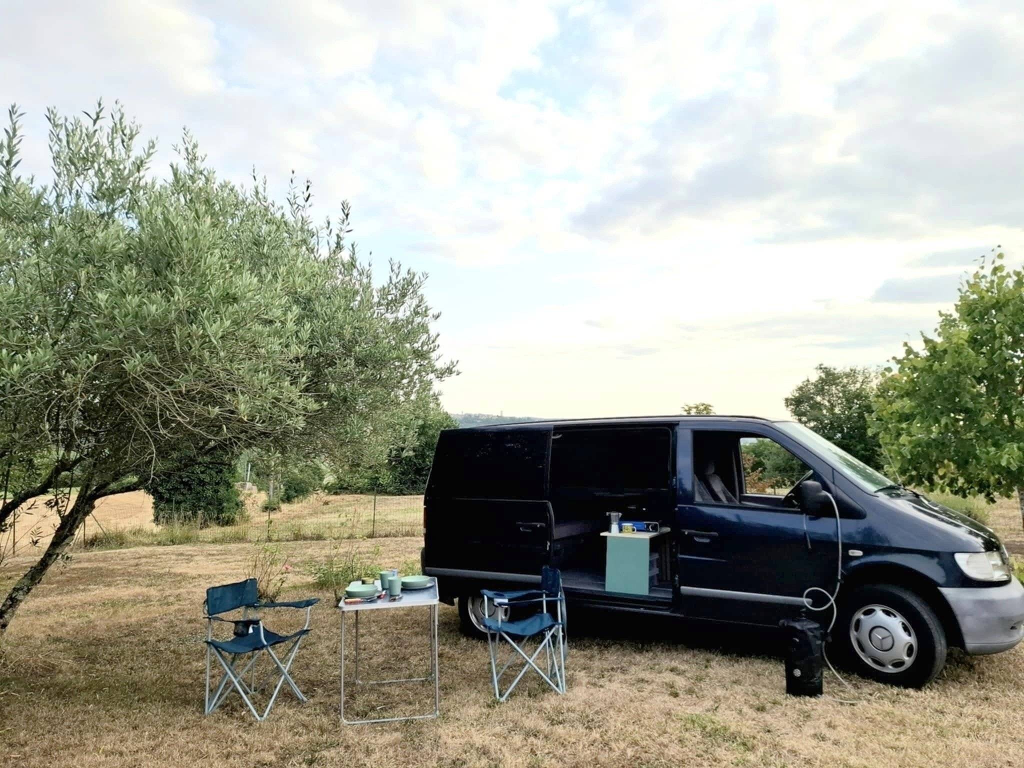 Berth Mercedes Vito 112 cdi - Yescapa
